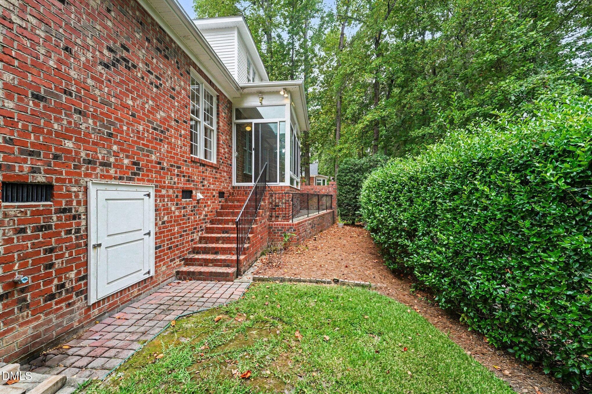 026_file_8821 - 1971 N Tansea Court, Fuquay Varina, NC 27526