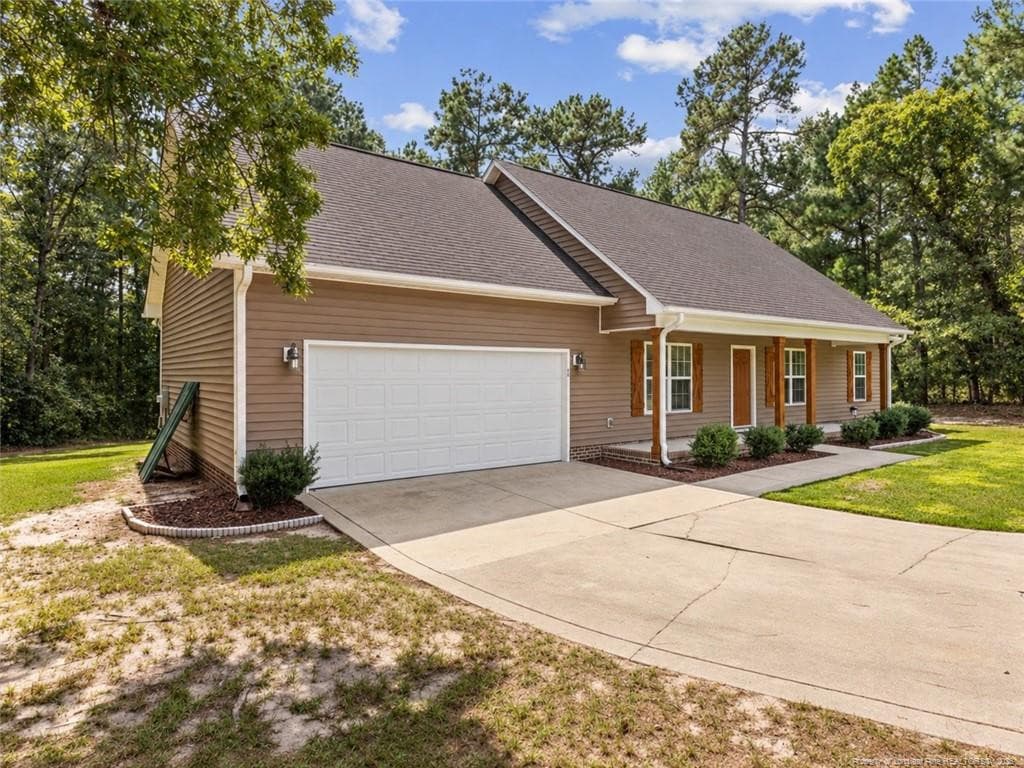 Photo 3 - 467 Hunters Creek Drive, Raeford, NC 28376