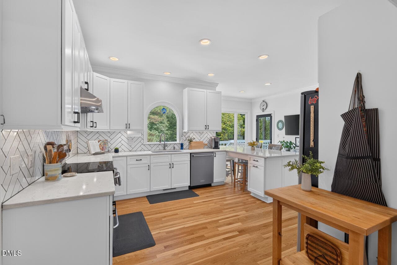 Kitchen - 2549 Whippletree Drive, Raleigh, NC 27603