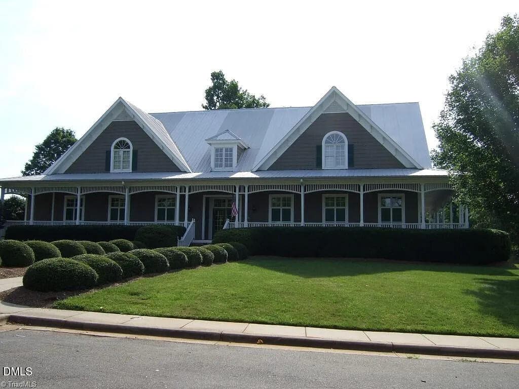 ed9d7e5fee4b310ce28c05cdbf669177-uncropp - 310 Muirfield Court, Mebane, NC 27302