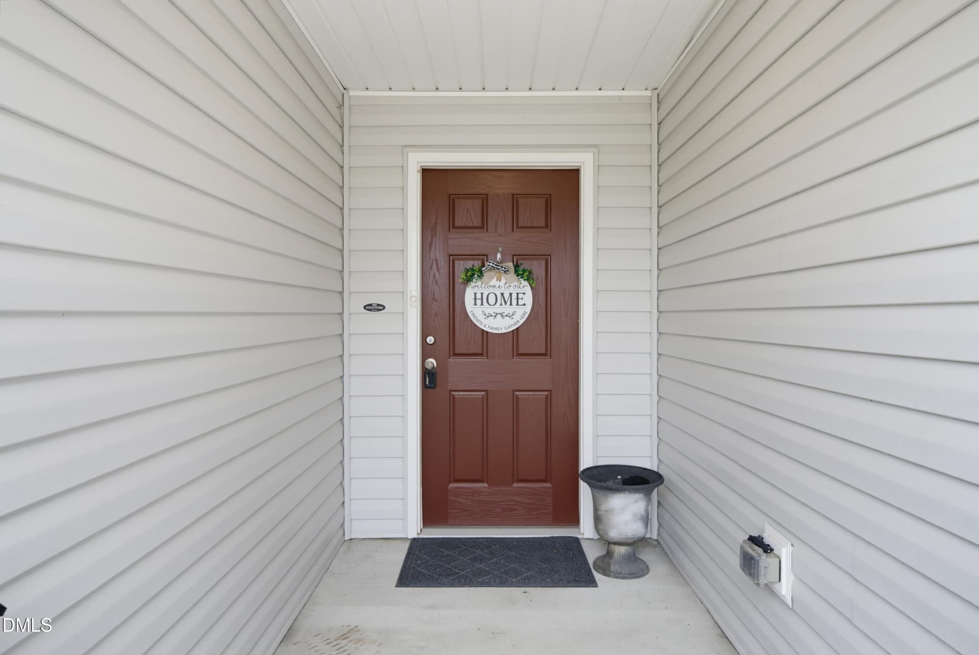 Private entry way - 534 Mineral Spring Lane, Fuquay Varina, NC 27526