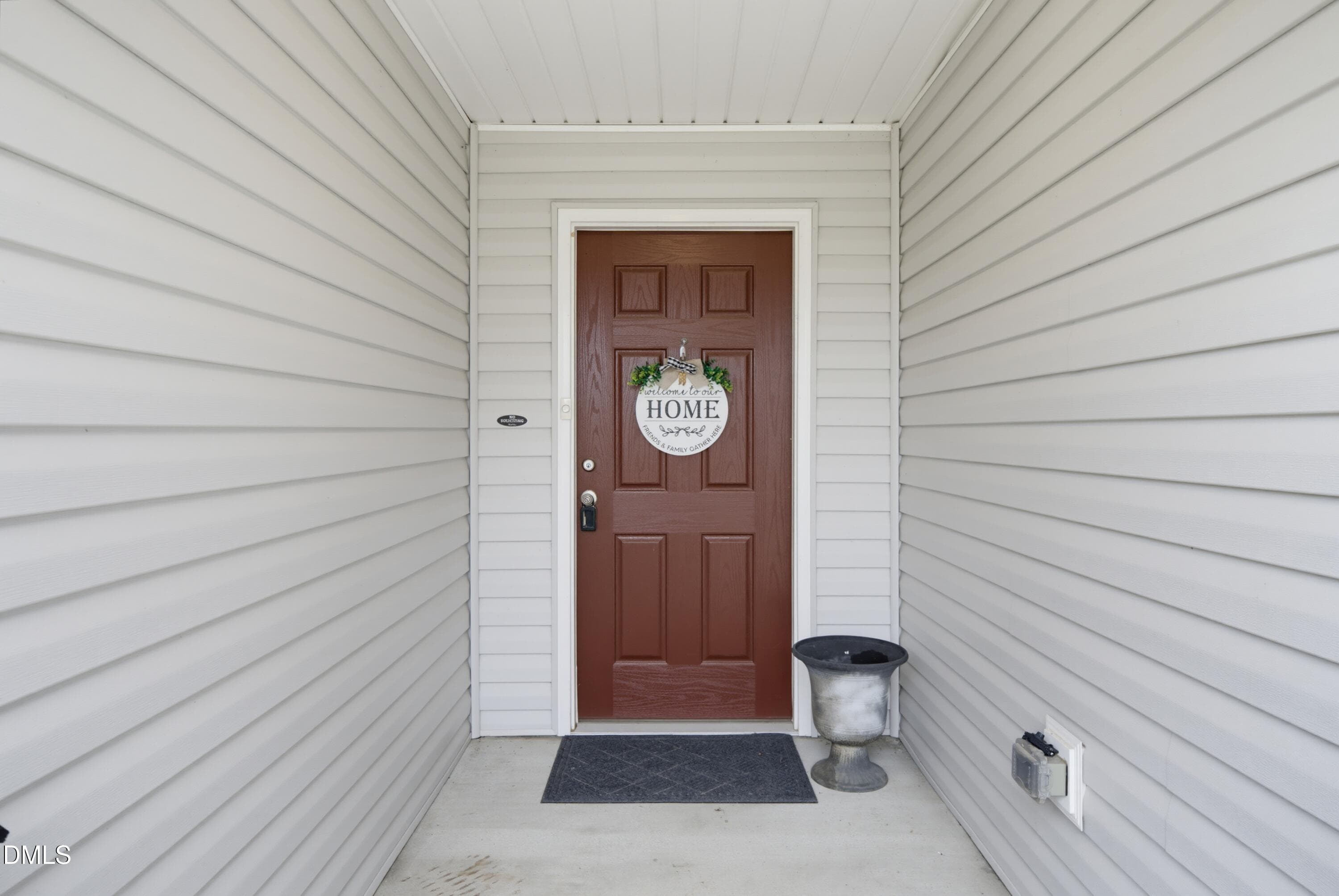 Private entry way - 534 Mineral Spring Lane, Fuquay Varina, NC 27526