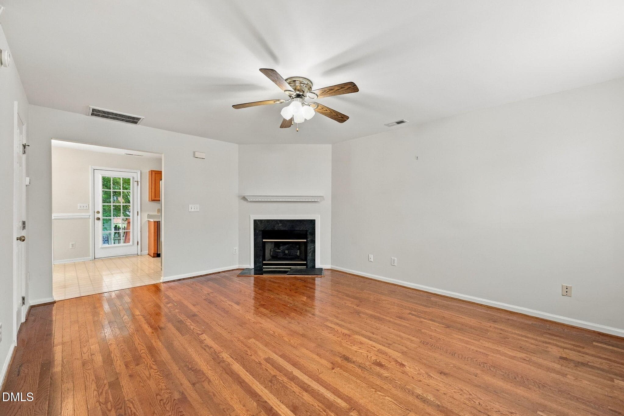 12-web-or-mls-IMG_1884 - 2220 Turtle Point Drive, Raleigh, NC 27604
