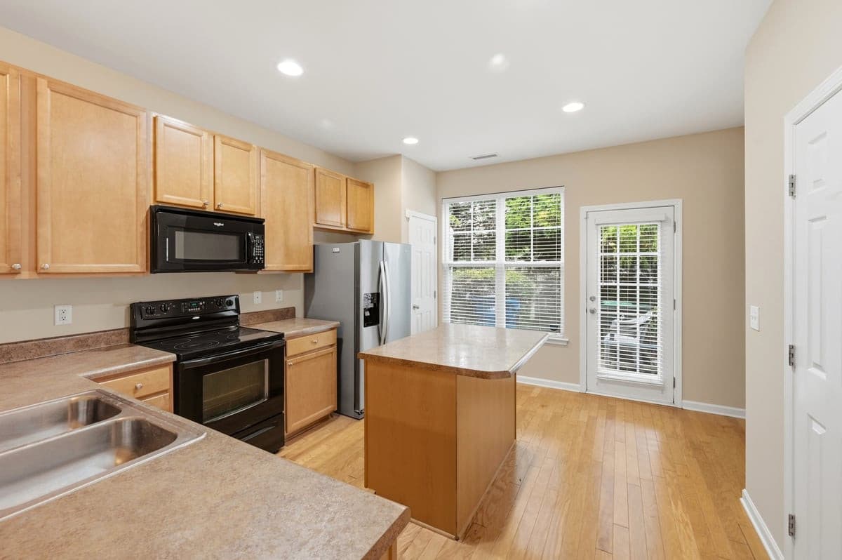 047.jpg - 6639 Clarksburg Place, Raleigh, NC 27616