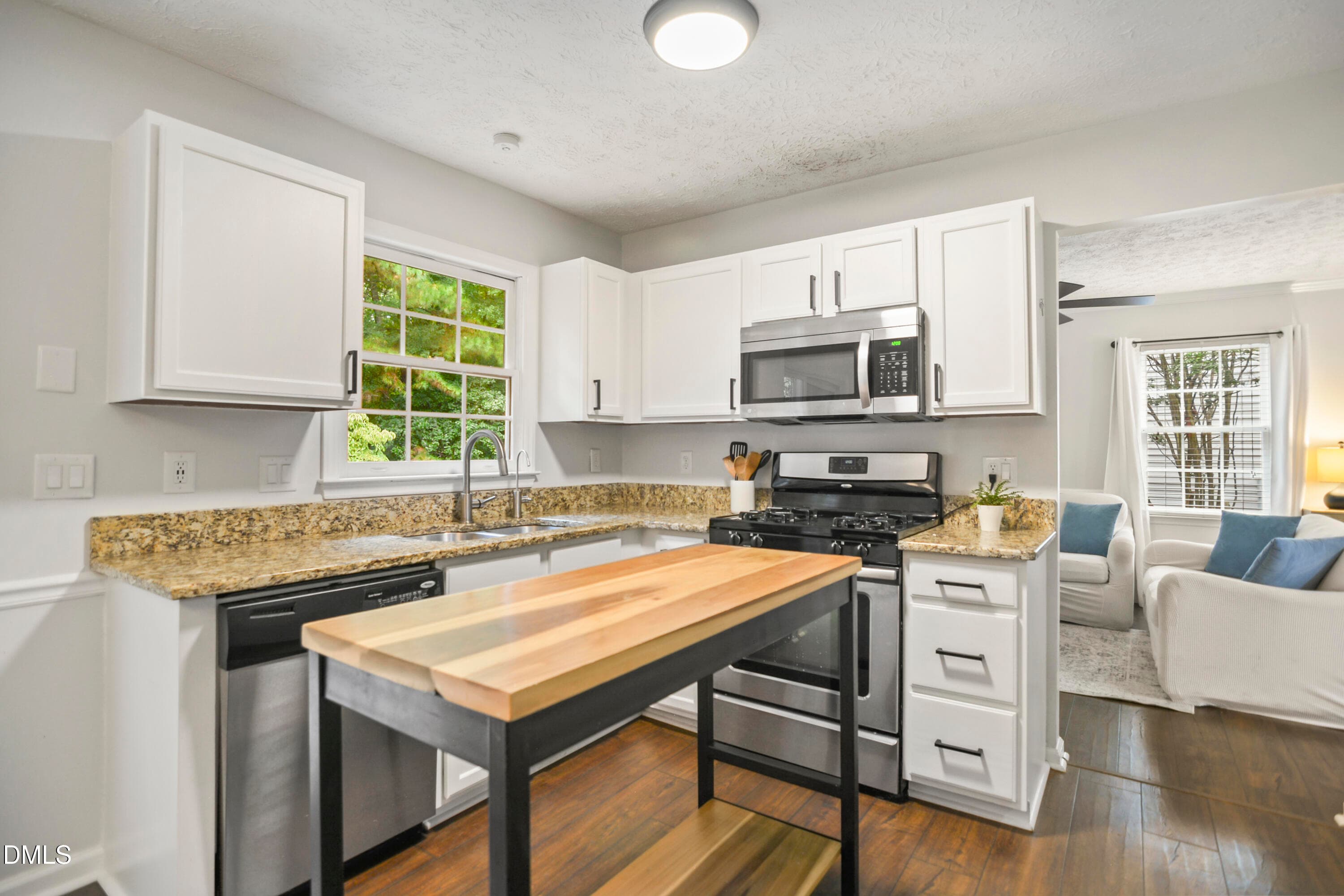08 - 330 Tillamook Drive, Wake Forest, NC 27587