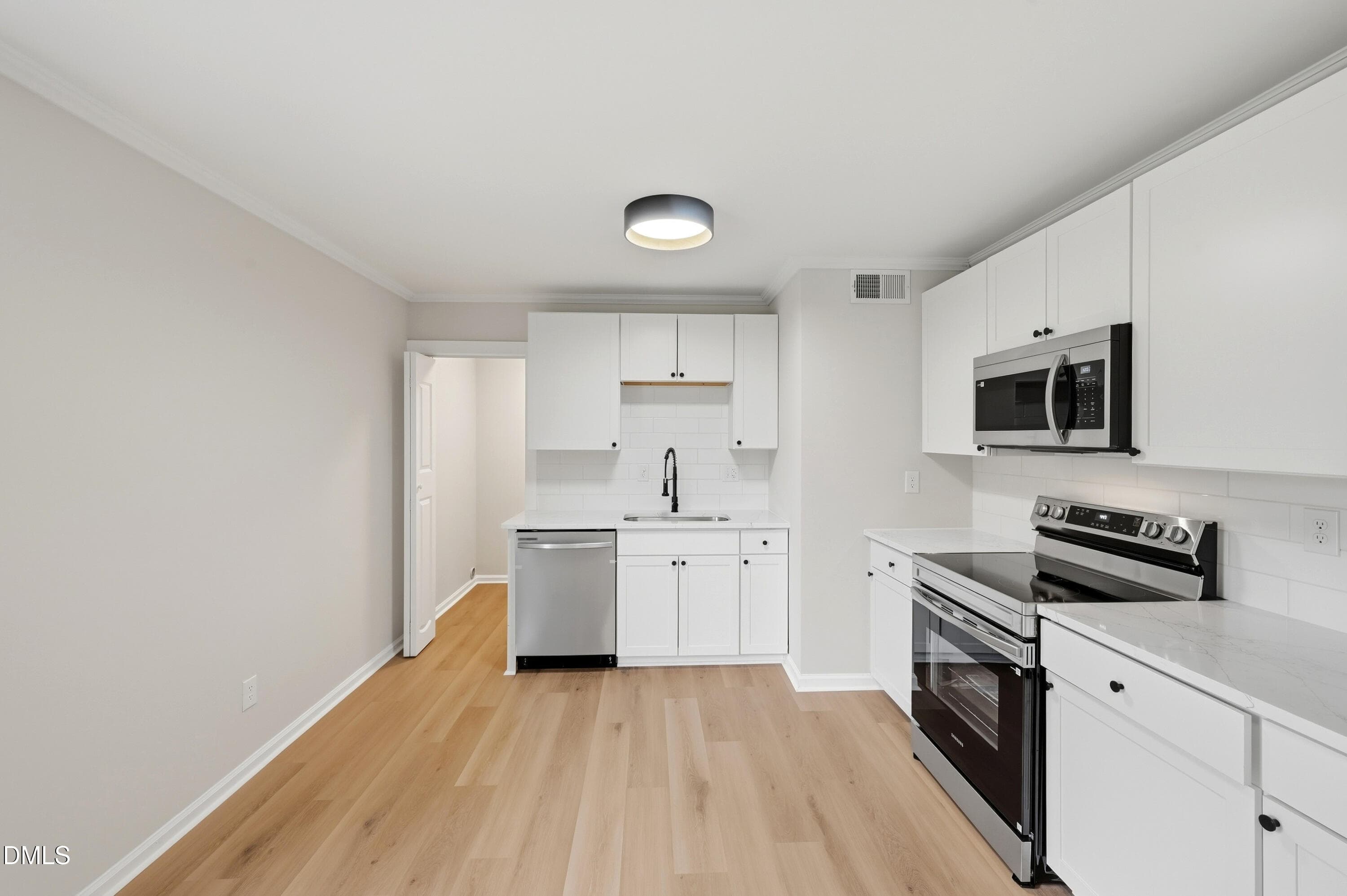 Kitchen - 120 Mars Drive, Dunn, NC 28334, Dunn