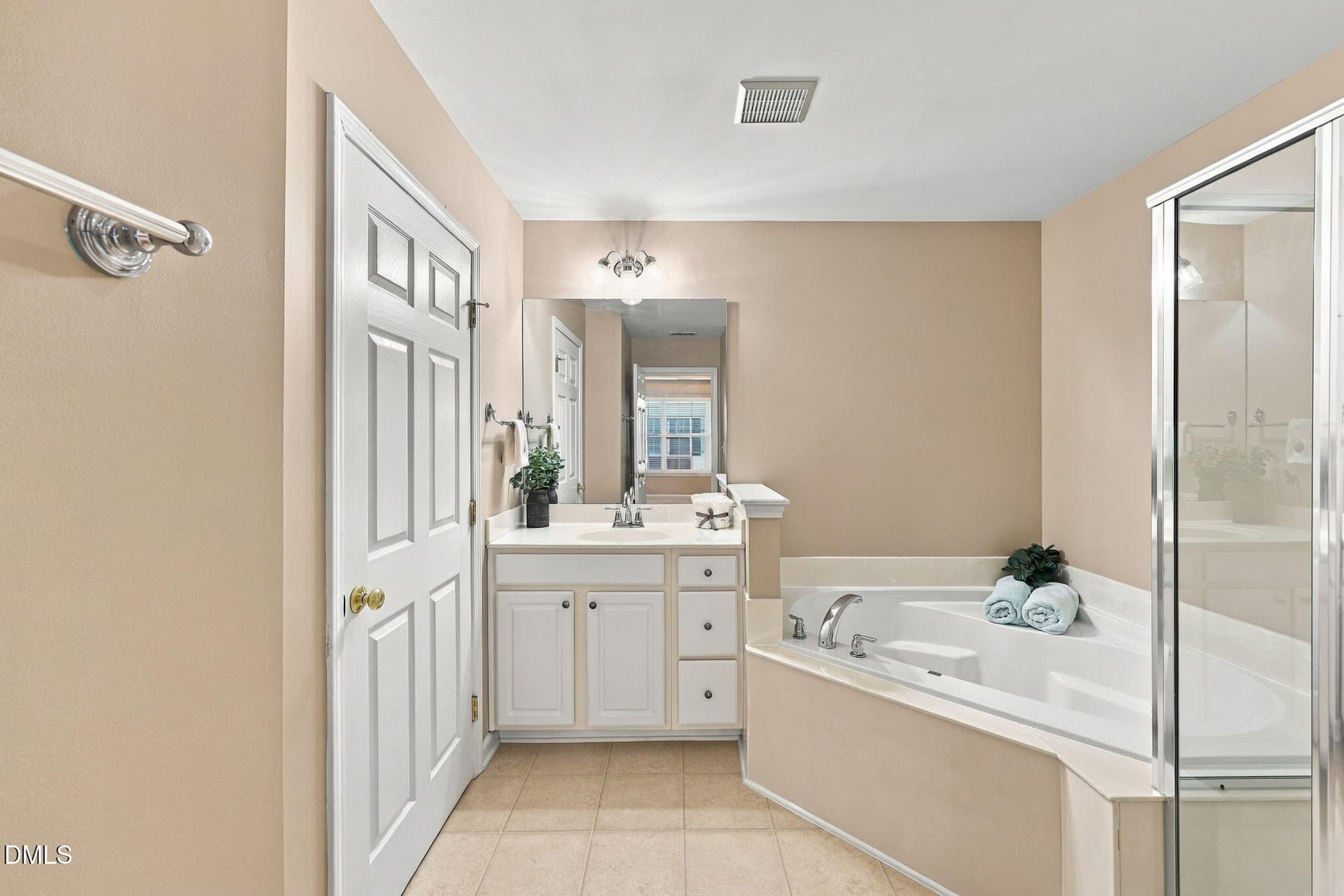 Primary bath - 1237 Legacy Greene Avenue, Wake Forest, NC 27587