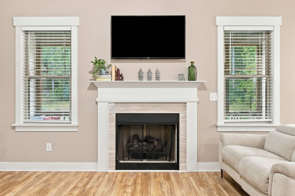 17-web-or-mls-IMG_0179.jpg - 111 Shagbark Lane, Zebulon, NC 27597