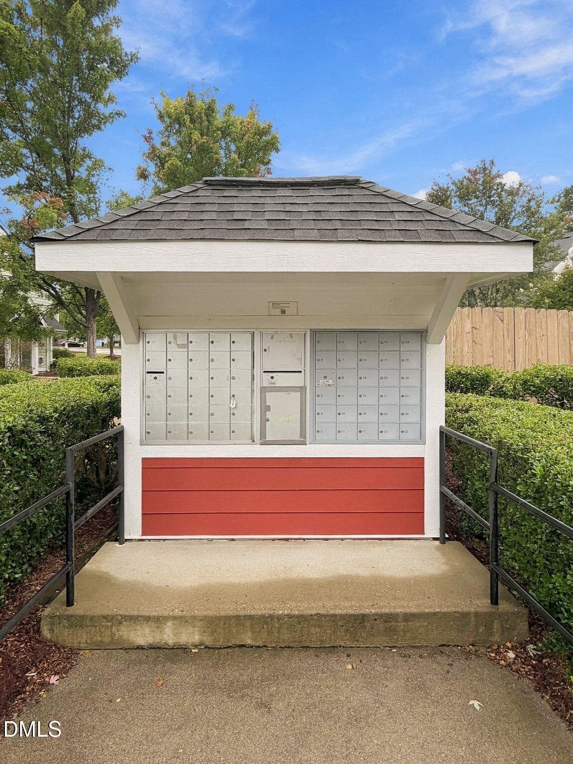 Mailboxes - 1237 Legacy Greene Avenue, Wake Forest, NC 27587
