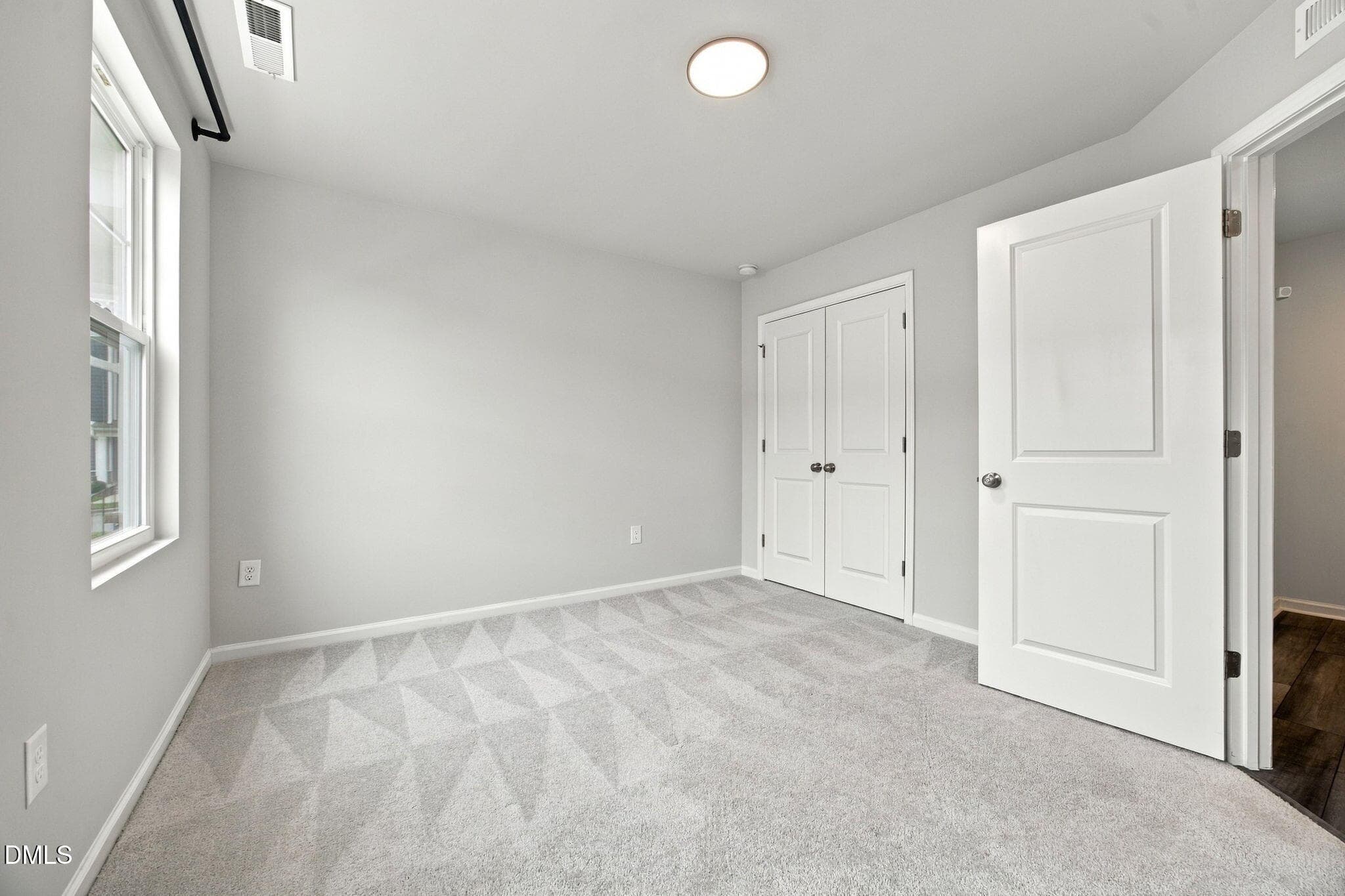 17-web-or-mls-IMG_5629 - 5205 Invention Way, Raleigh, NC 27616