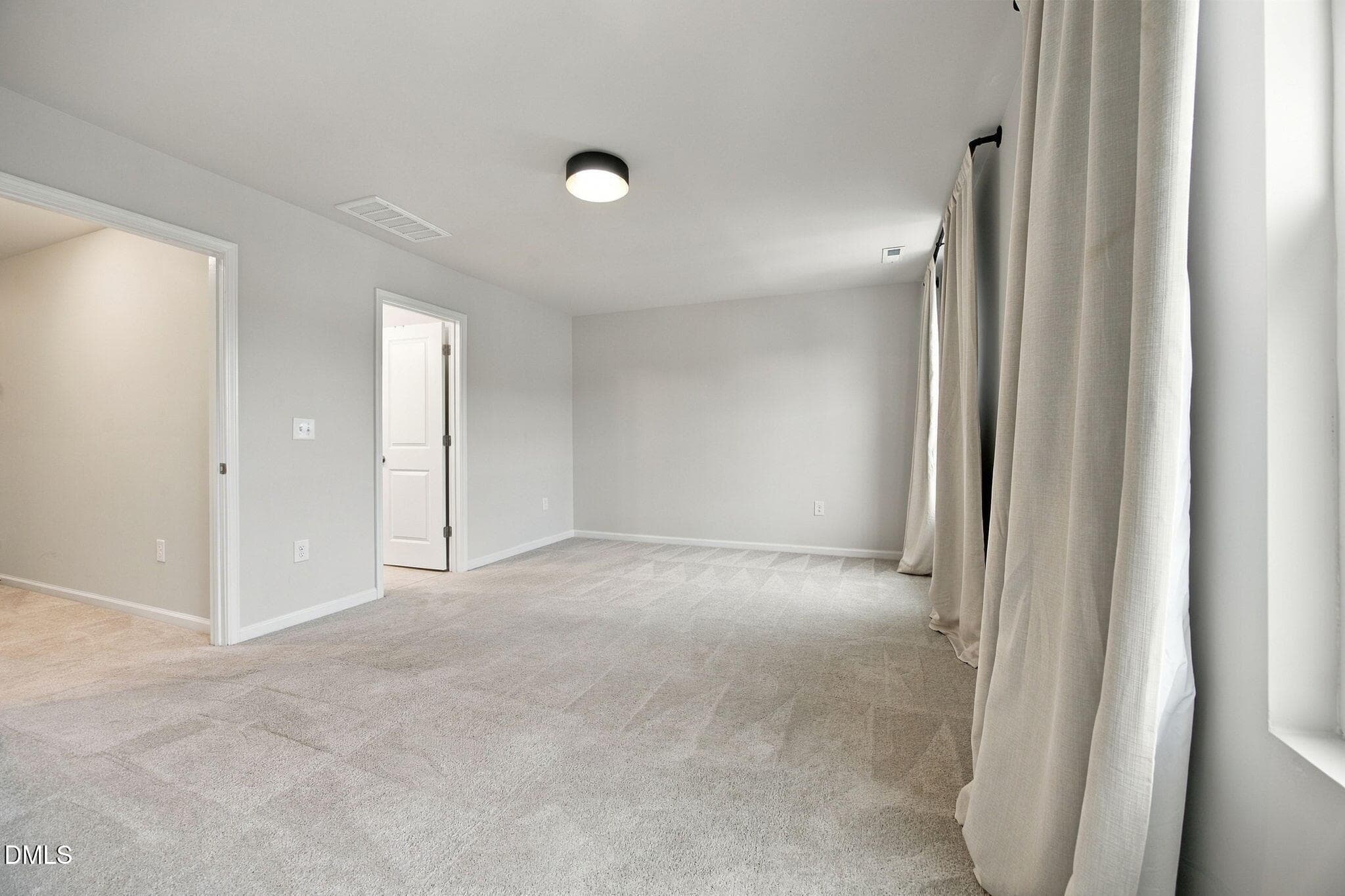 33-web-or-mls-IMG_5677 - 5205 Invention Way, Raleigh, NC 27616