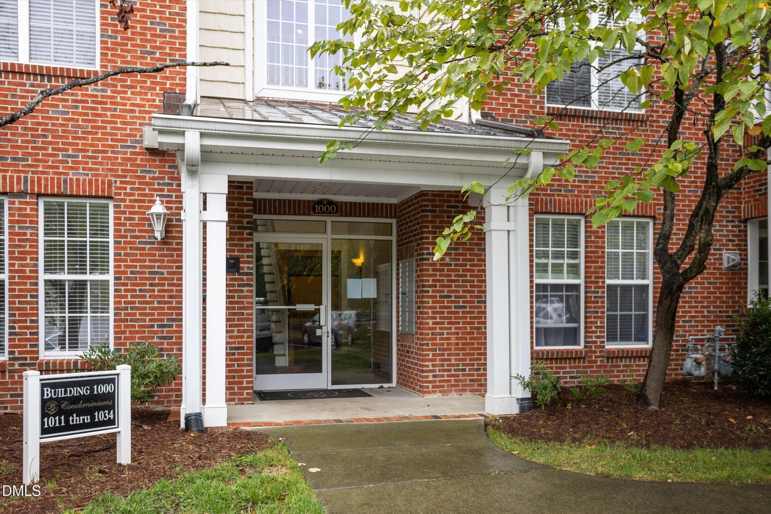 02-1011 Arborgate Cir [3430165]_09242026 - 1011 Arborgate Circle, Chapel Hill, NC 27514, Chapel Hill