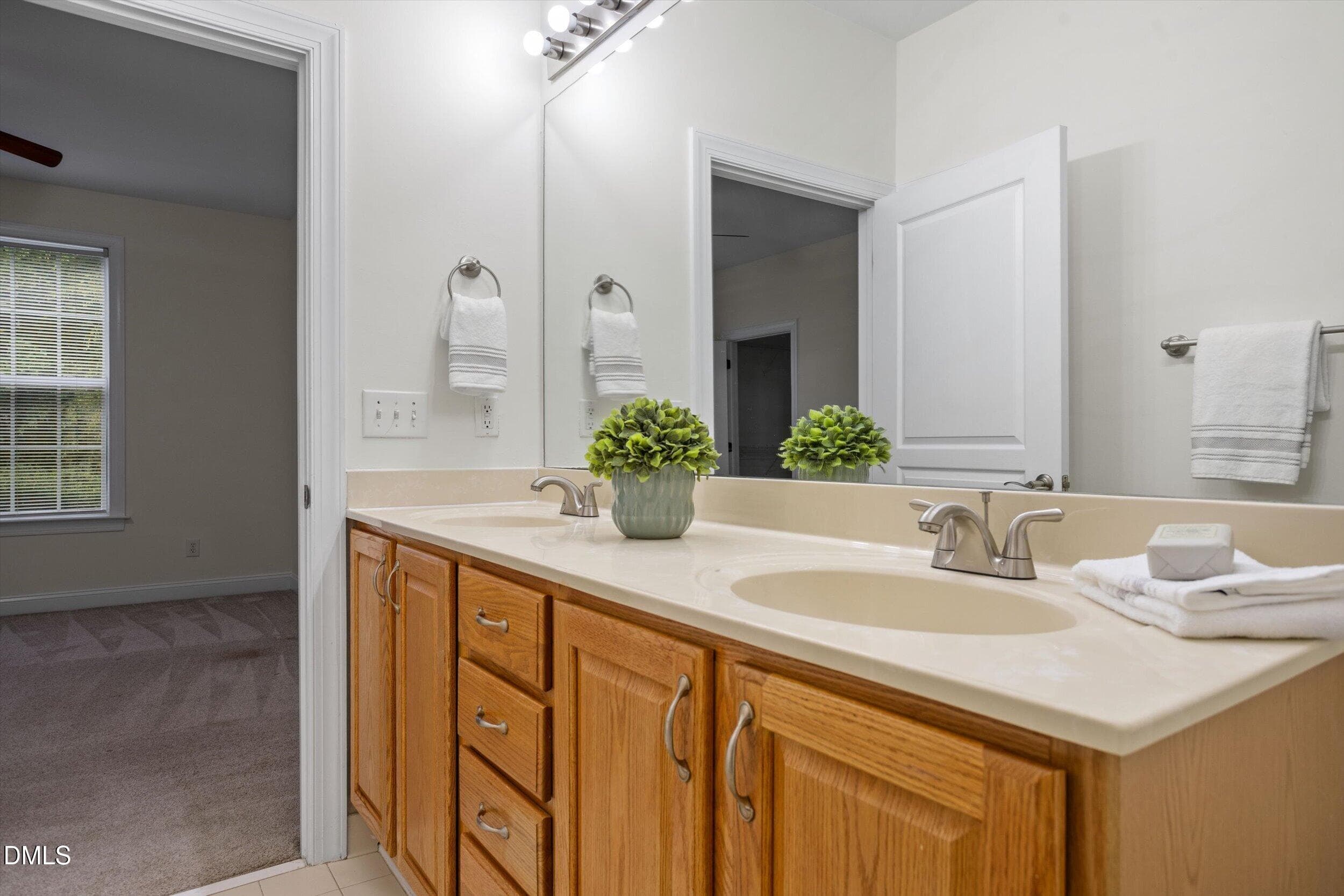 29-1011 Arborgate Cir [3430165]_09242026 - 1011 Arborgate Circle, Chapel Hill, NC 27514, Chapel Hill