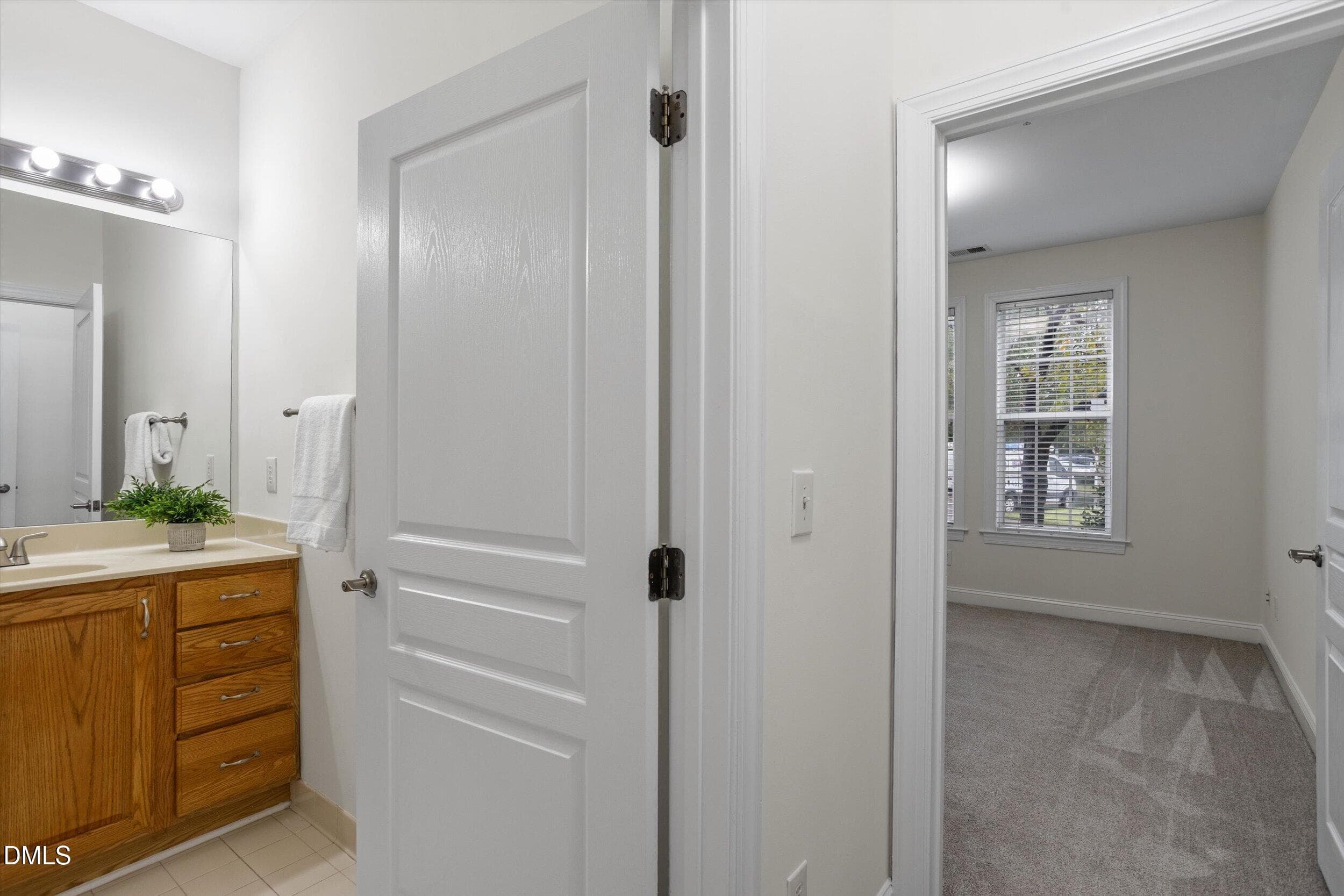 30-1011 Arborgate Cir [3430165]_09242026 - 1011 Arborgate Circle, Chapel Hill, NC 27514, Chapel Hill