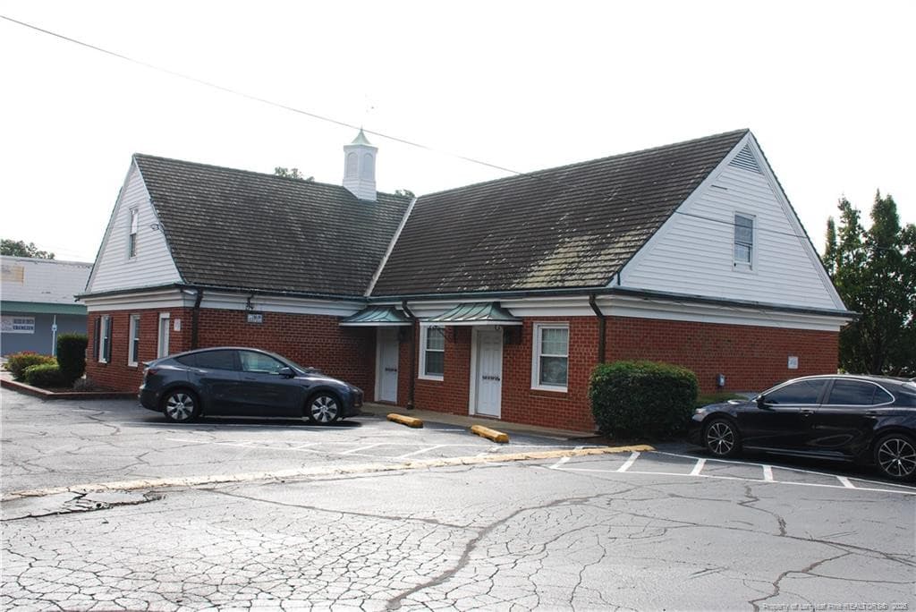 Photo 4 - 301 N Pine Street, Lumberton, NC 28358