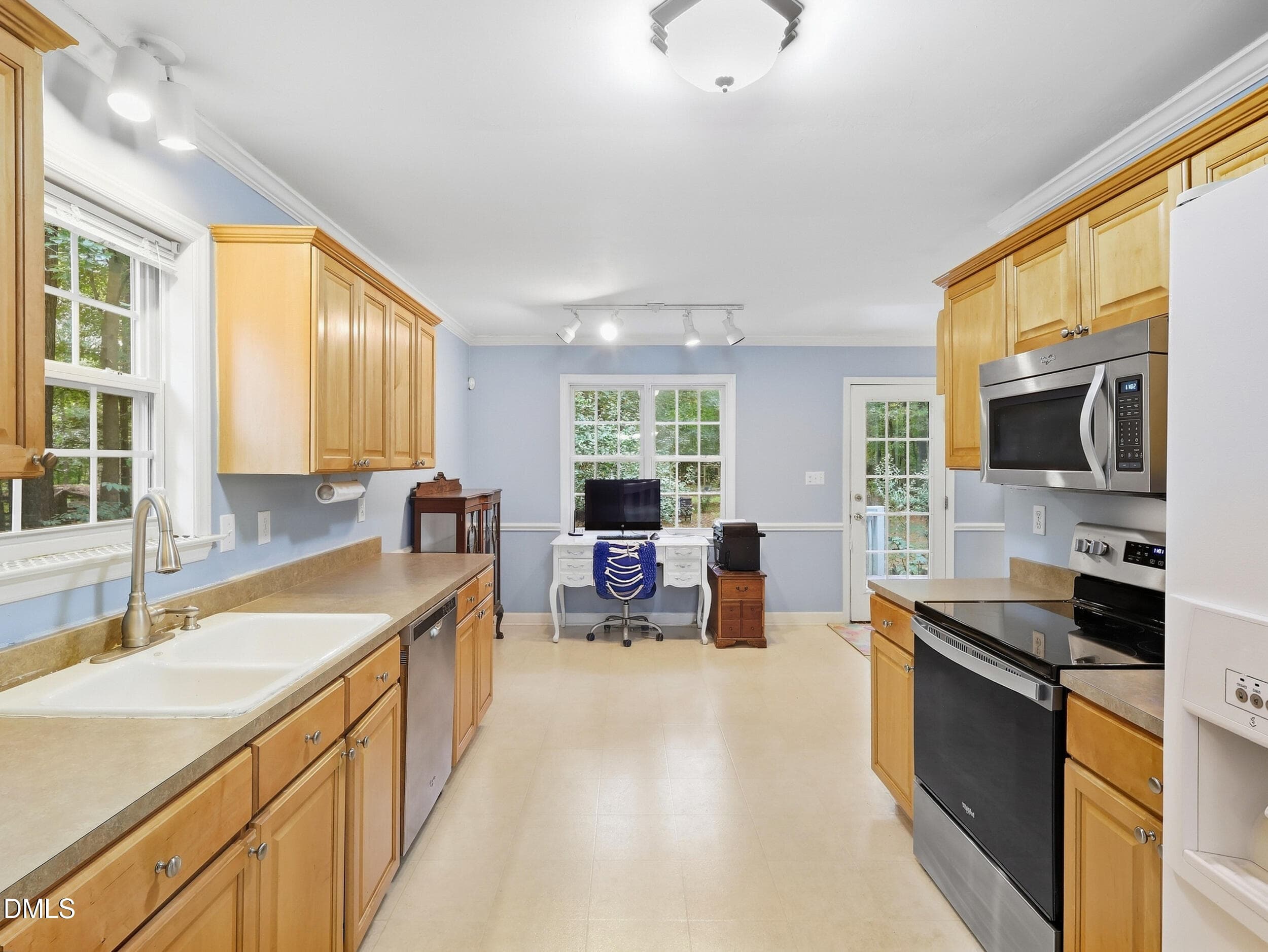 20_pearce-media-7024-oviedo-dr-18 - 7024 Oviedo Drive, Raleigh, NC 27603