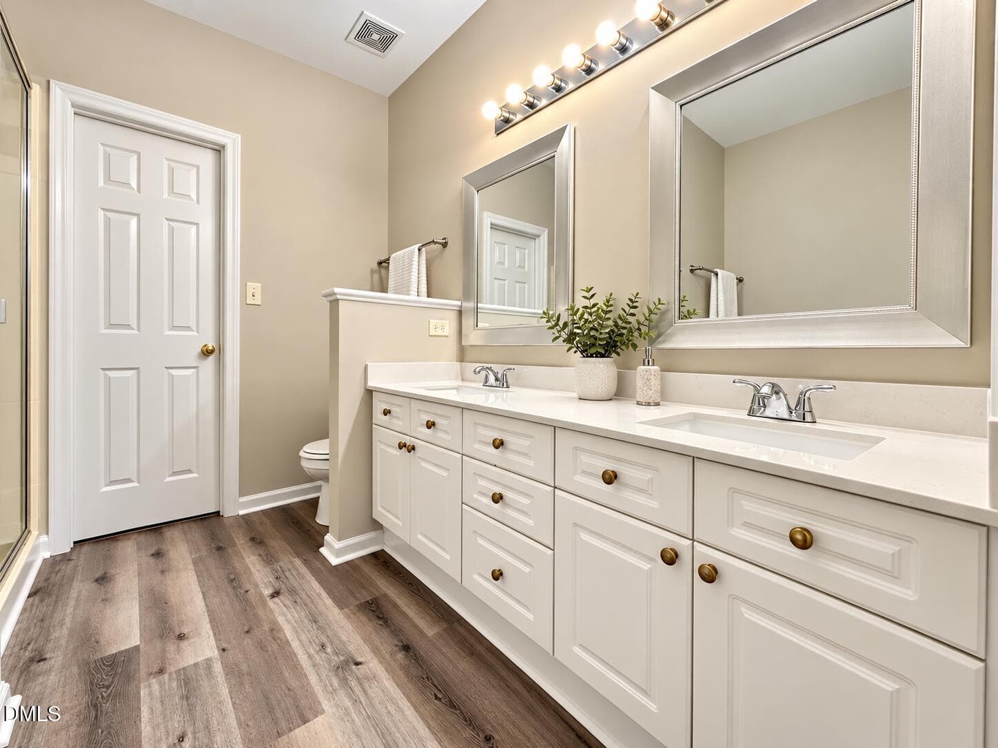 masterbath - 11001 Louson Place, Raleigh, NC 27614