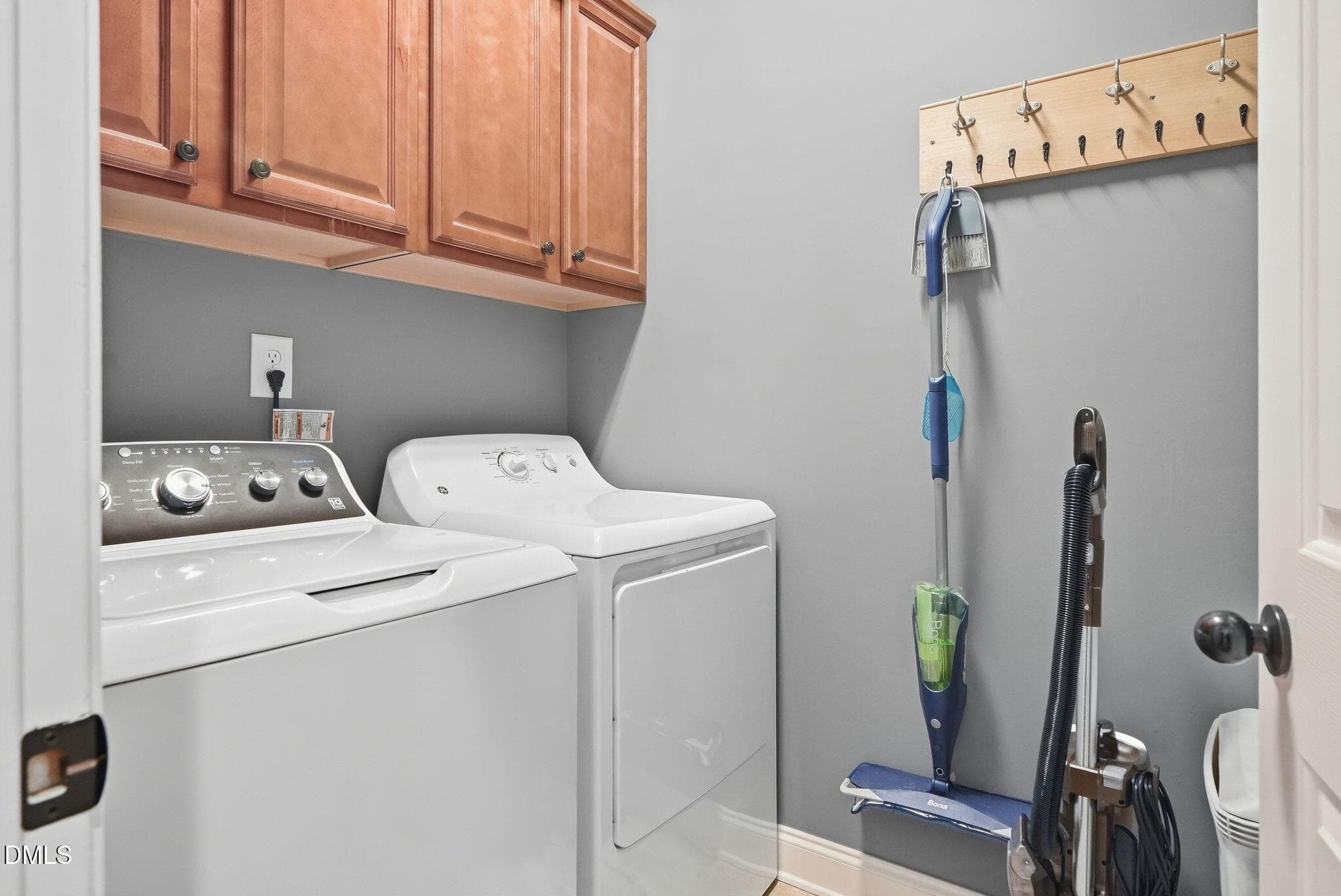 Laundry - 78 Carson Drive, Garner, NC 27529