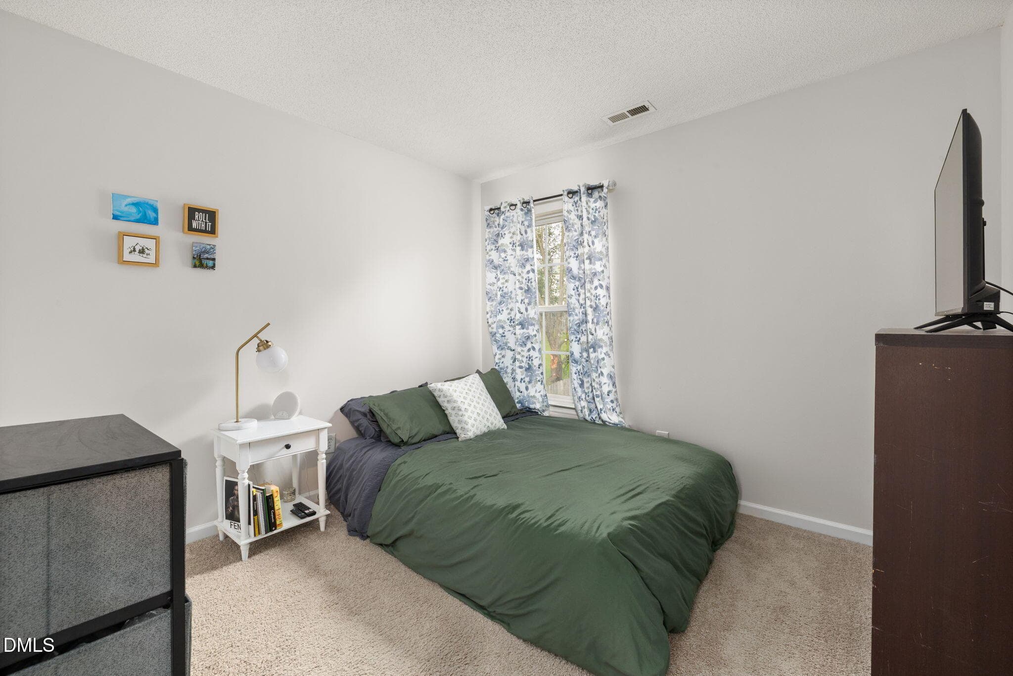 20-web-or-mls-bedroom1 - 5522 Marthonna Way, Raleigh, NC 27616