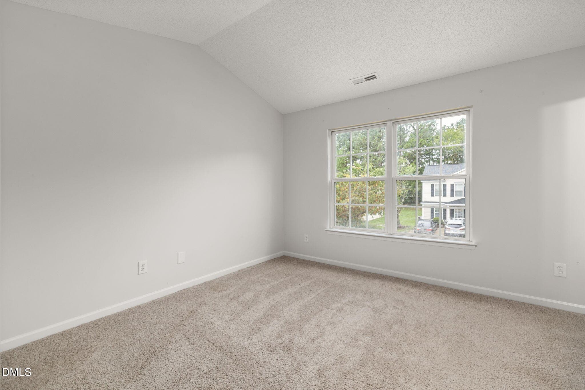 25-web-or-mls - masterbedroom - 5522 Marthonna Way, Raleigh, NC 27616
