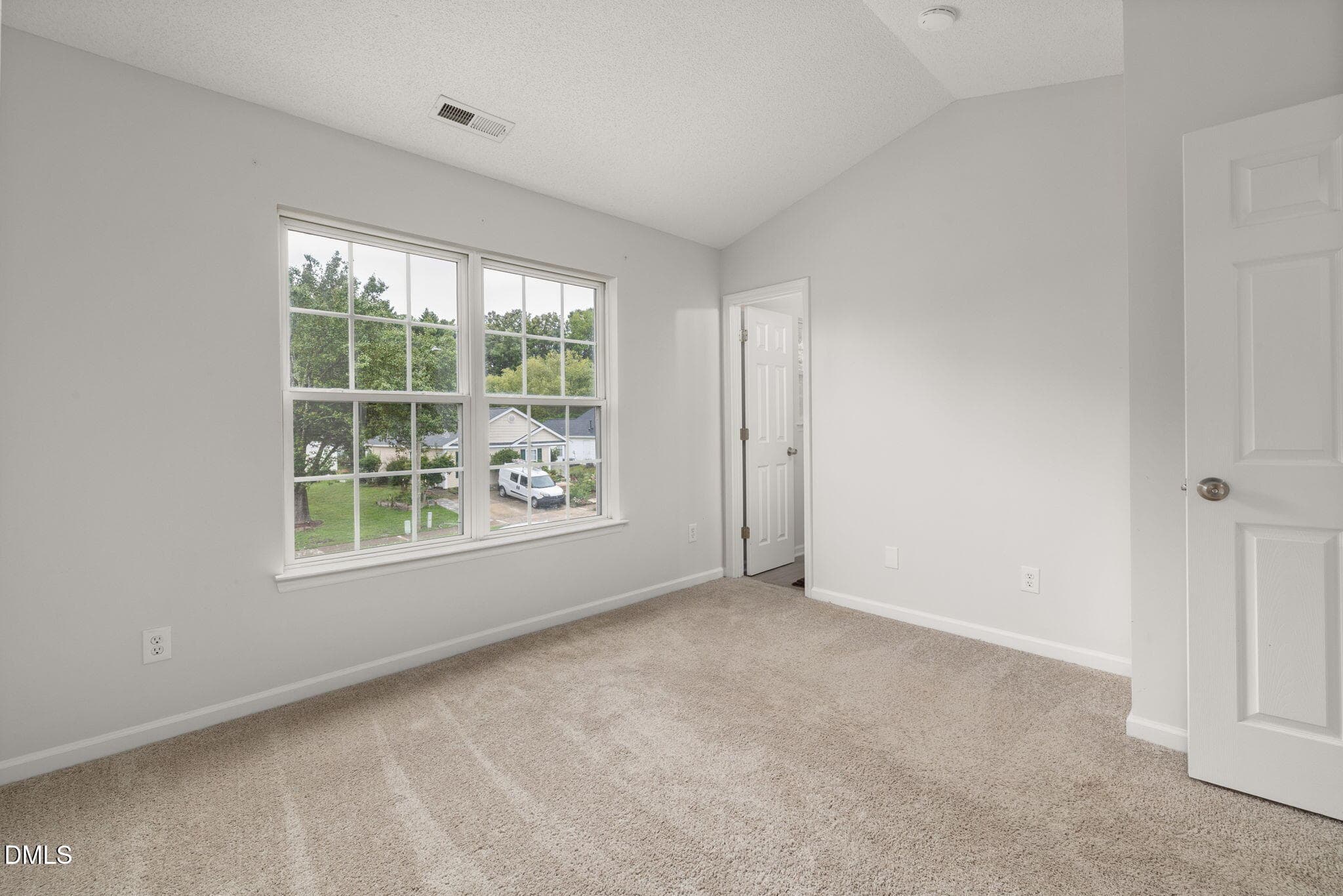 27-web-or-mls-masterbedroom2 - 5522 Marthonna Way, Raleigh, NC 27616