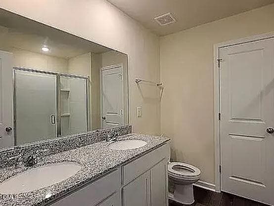 Bath1 - 3512 Pinnacle Peak Drive, Raleigh, NC 27604