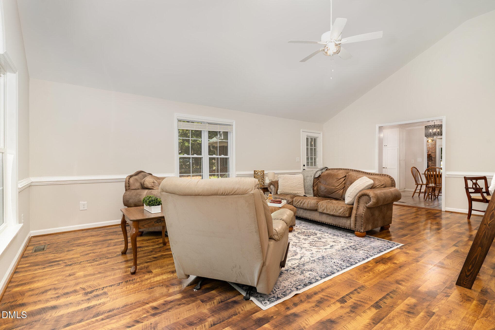 Living Room - 1324 Nc-96, Zebulon, NC 27597