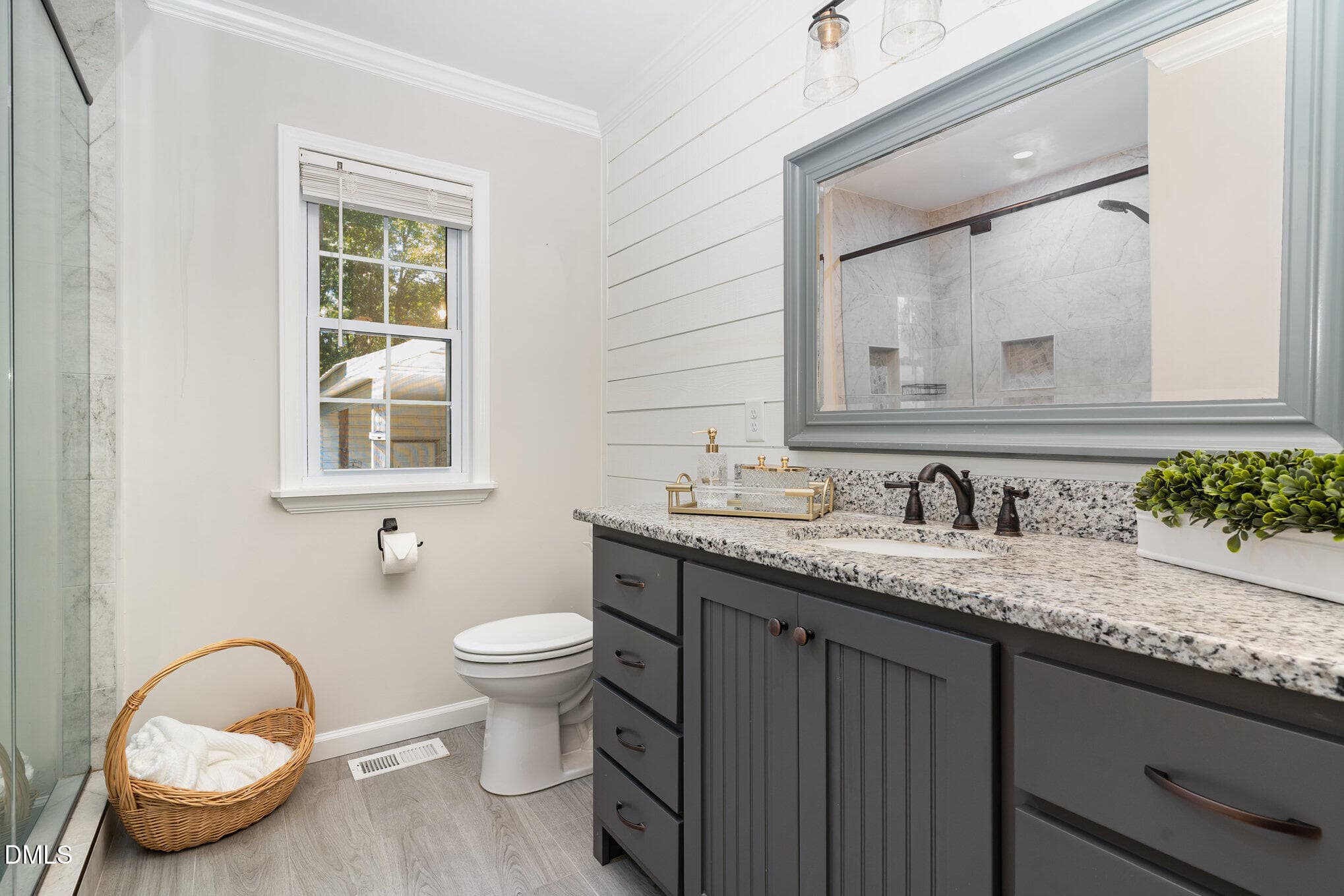 Primary Bathroom - 1324 Nc-96, Zebulon, NC 27597