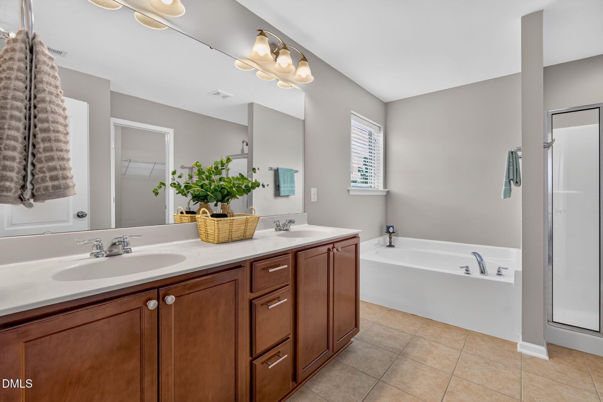30-web-or-mls-10 Crawford Ct - 30 - 10 Crawford Court, Durham, NC 27703