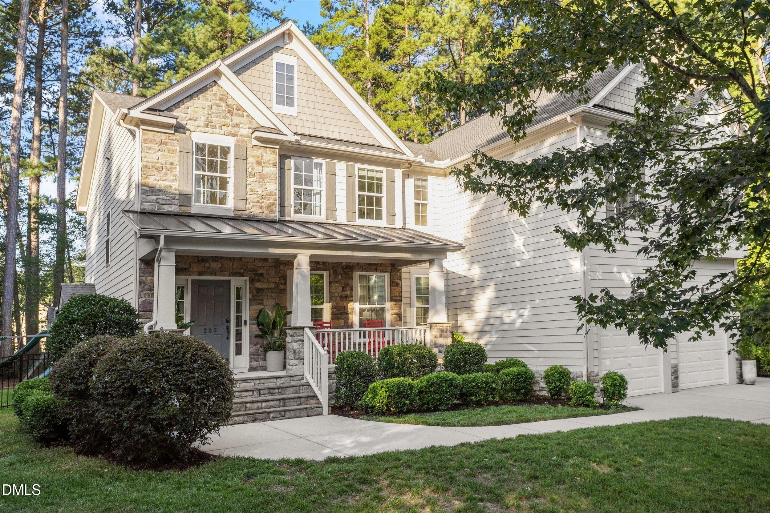 2) 77320-6ab2c2013e0ce - 203 Musket Lane, Durham, NC 27705
