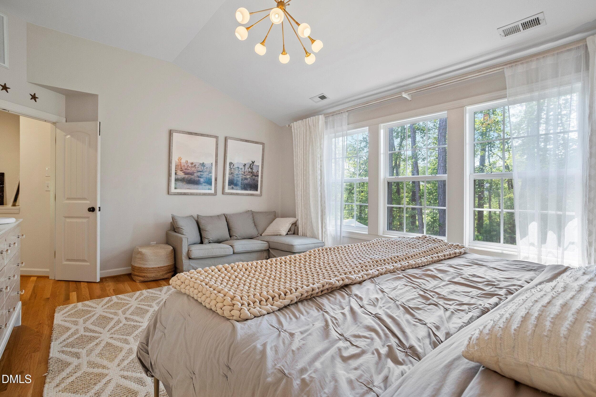 38) 77320-6ab2c267e5f3f - 203 Musket Lane, Durham, NC 27705