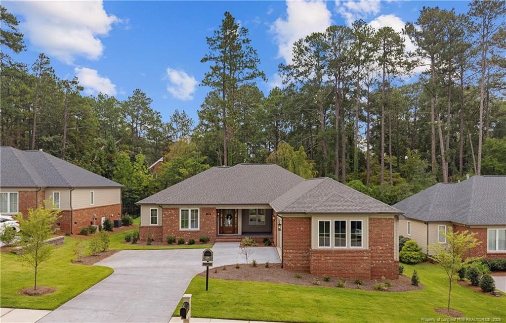 109 Rosemont Lane, Sanford, NC 27330