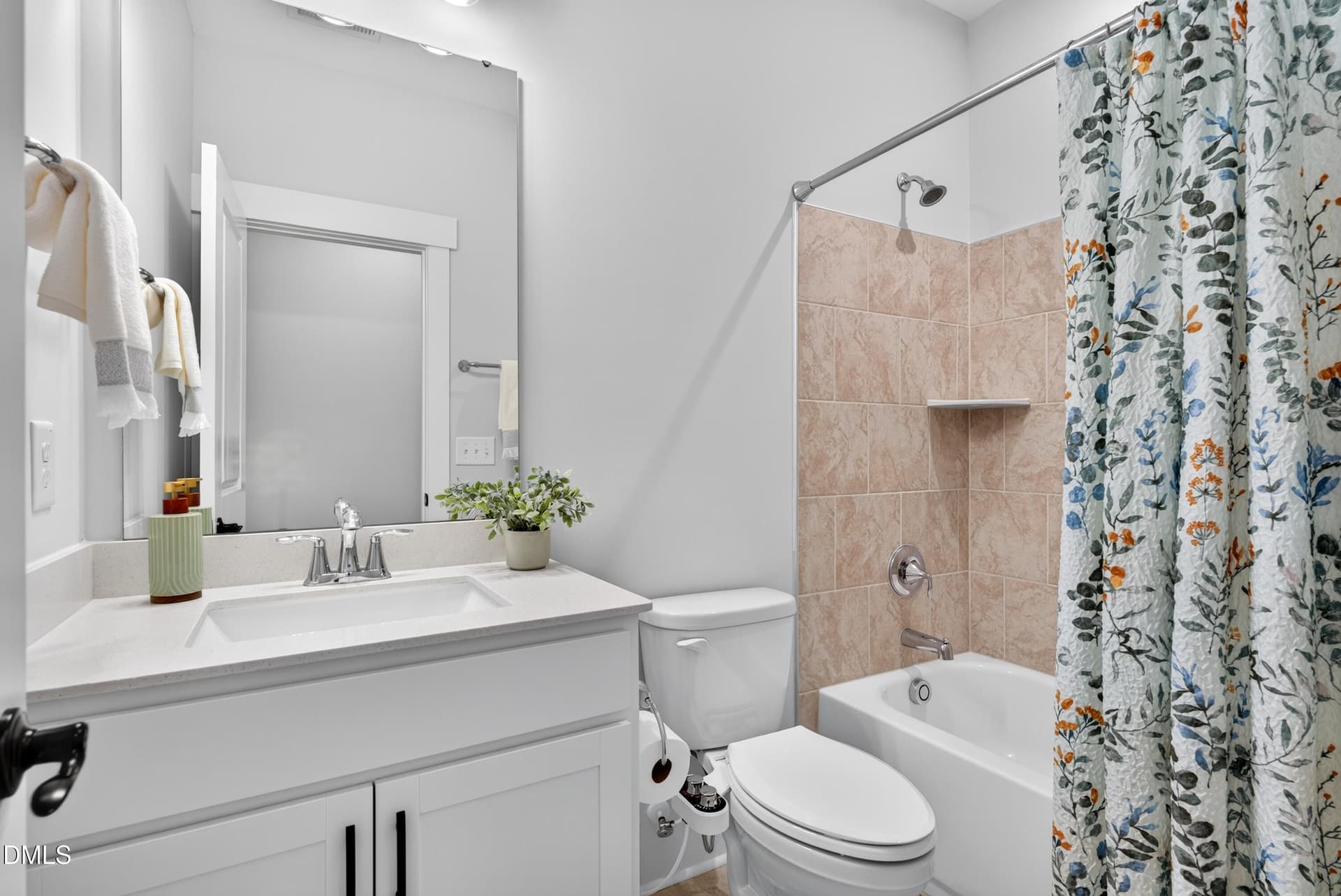 046 - 8412 Brady Pointe Road, Fuquay Varina, NC 27526