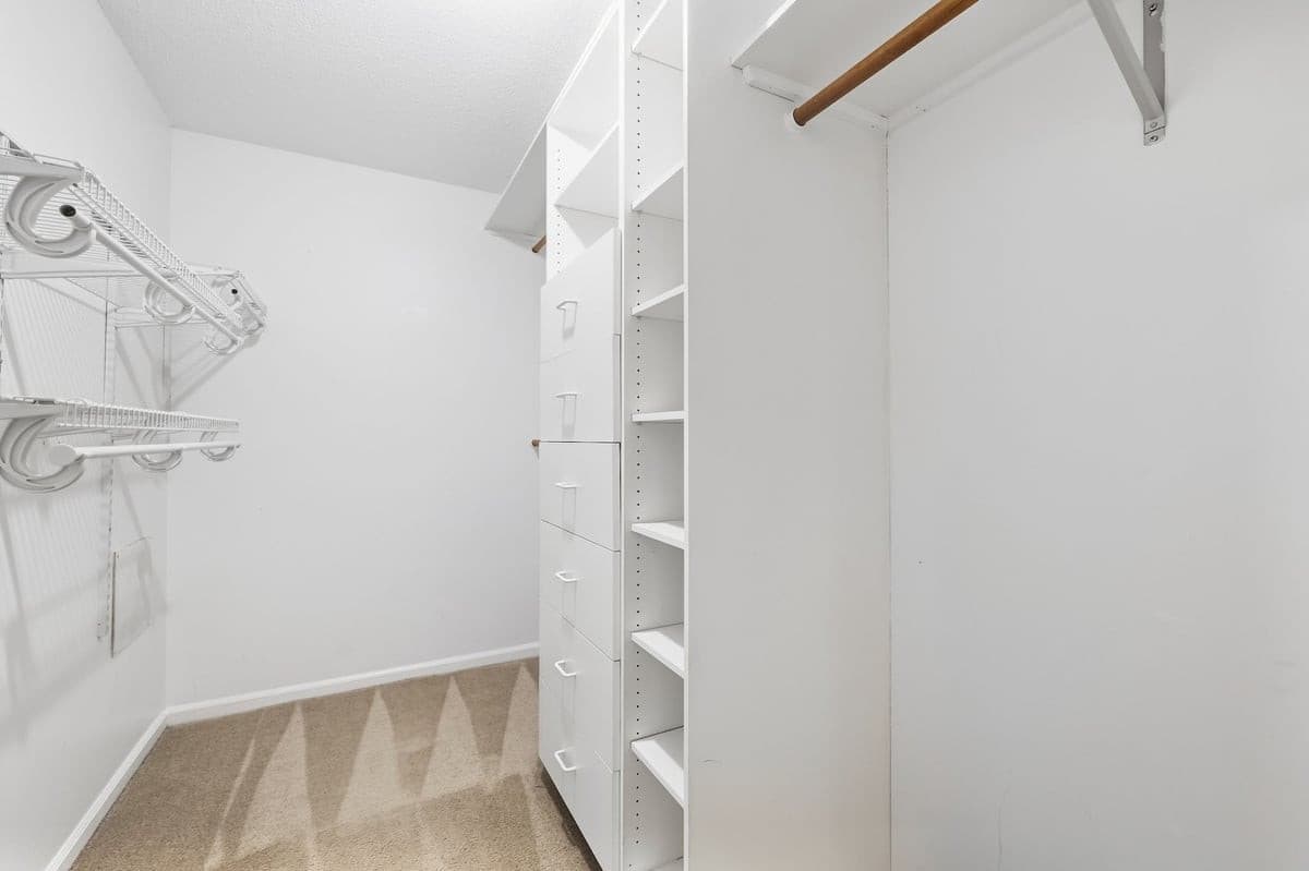 Walk-In Closet - 212 Long Street, Fuquay Varina, NC 27526