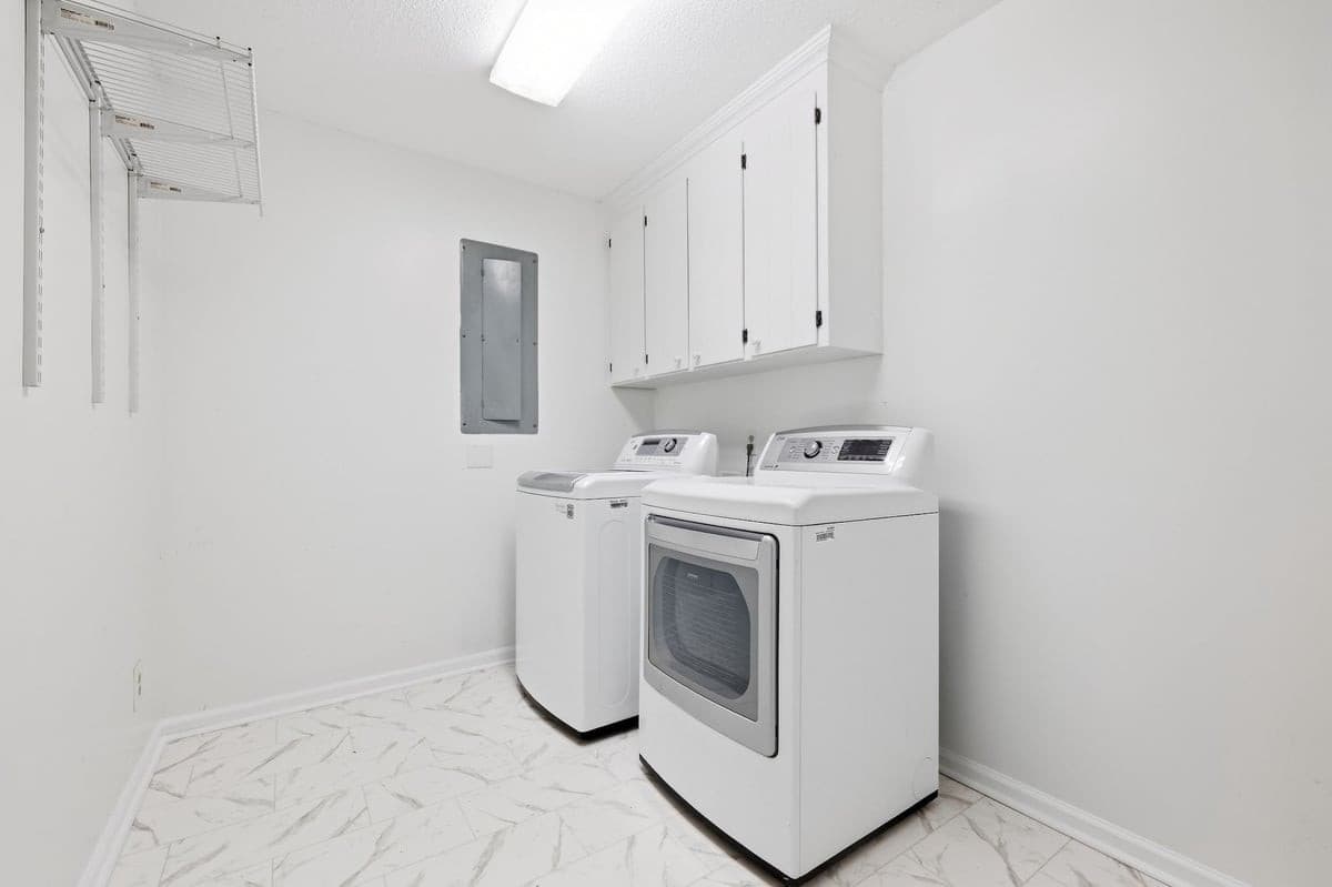 Laundry Room - 212 Long Street, Fuquay Varina, NC 27526