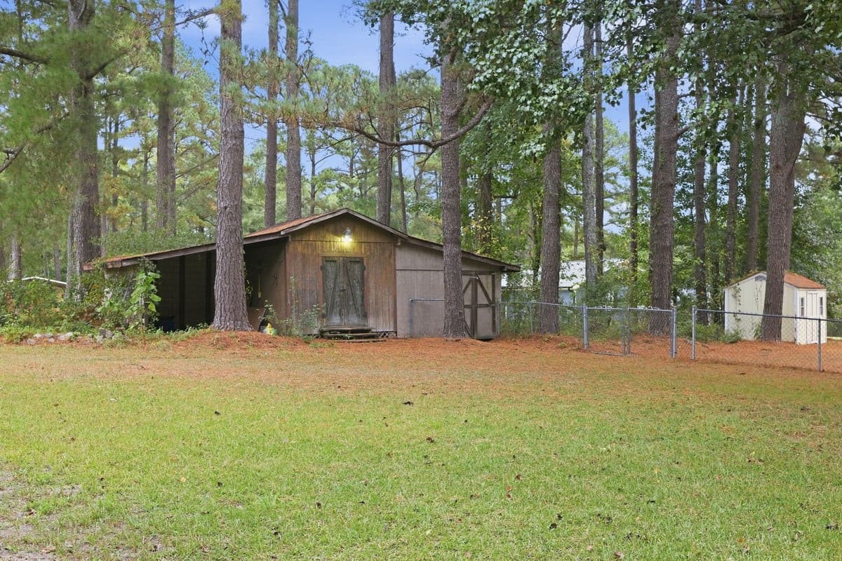Detached Outbuilding - 212 Long Street, Fuquay Varina, NC 27526