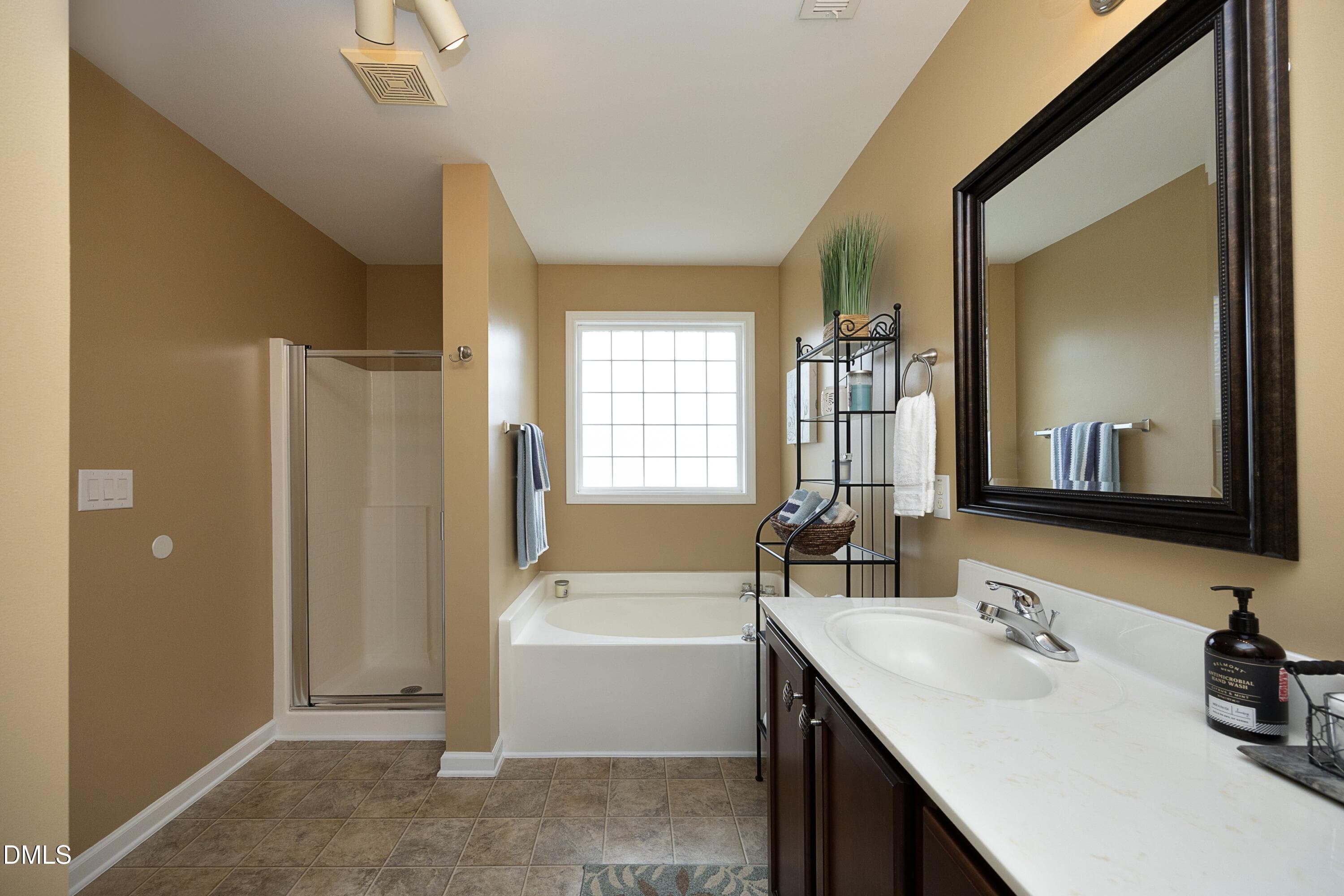 29PrimaryBath - 417 Field Glow Lane, Apex, NC 27539
