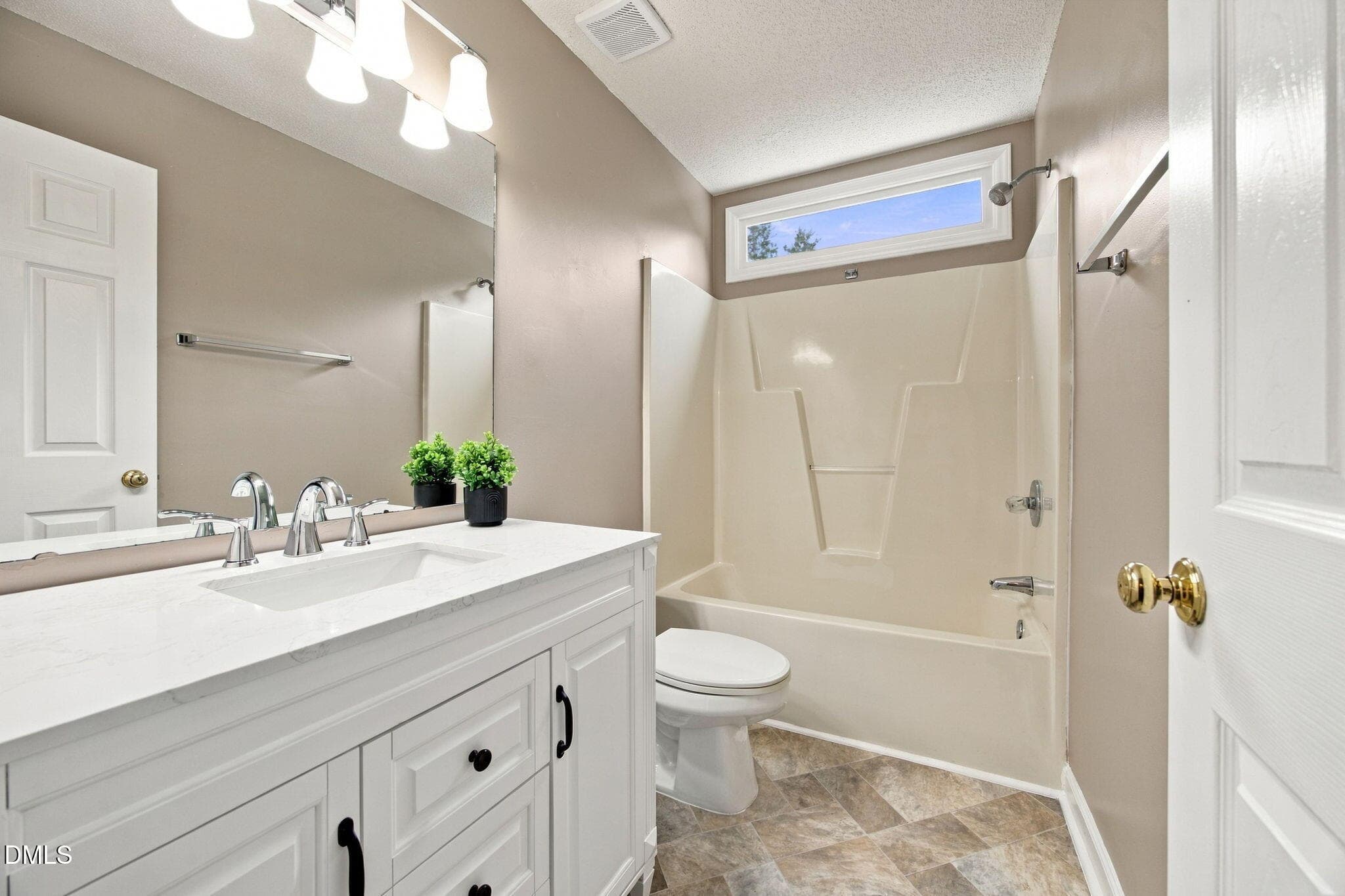 35-web-or-mls-IMG_6304 - 4812 Mimetree Court, Raleigh, NC 27616