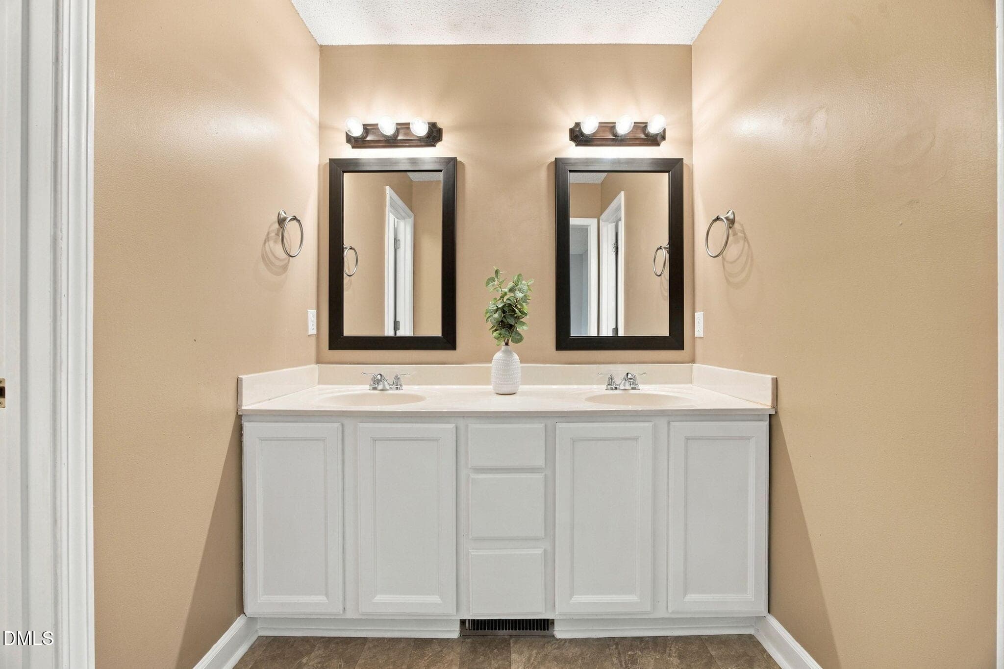 38-web-or-mls-IMG_6313 - 4812 Mimetree Court, Raleigh, NC 27616