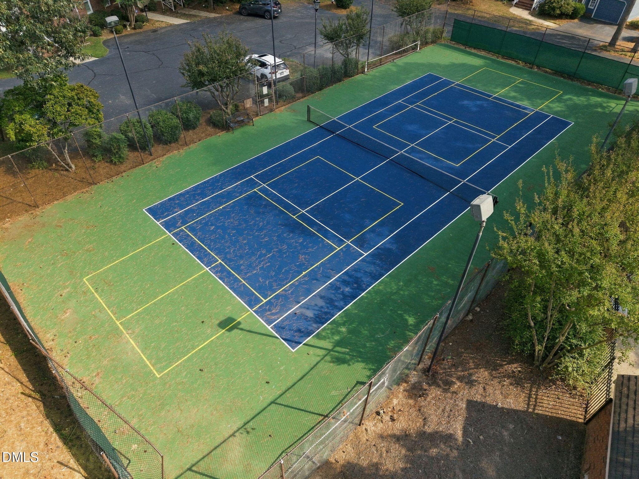 Community Tennis - 6100 Parker Croft Court, Raleigh, NC 27609