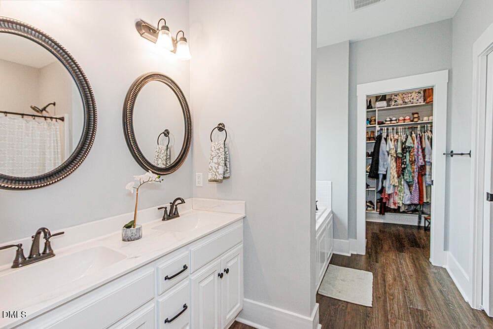 Owner's Bath - 1787 Bedfordshire Road, Nashville, NC 27856, Nashville