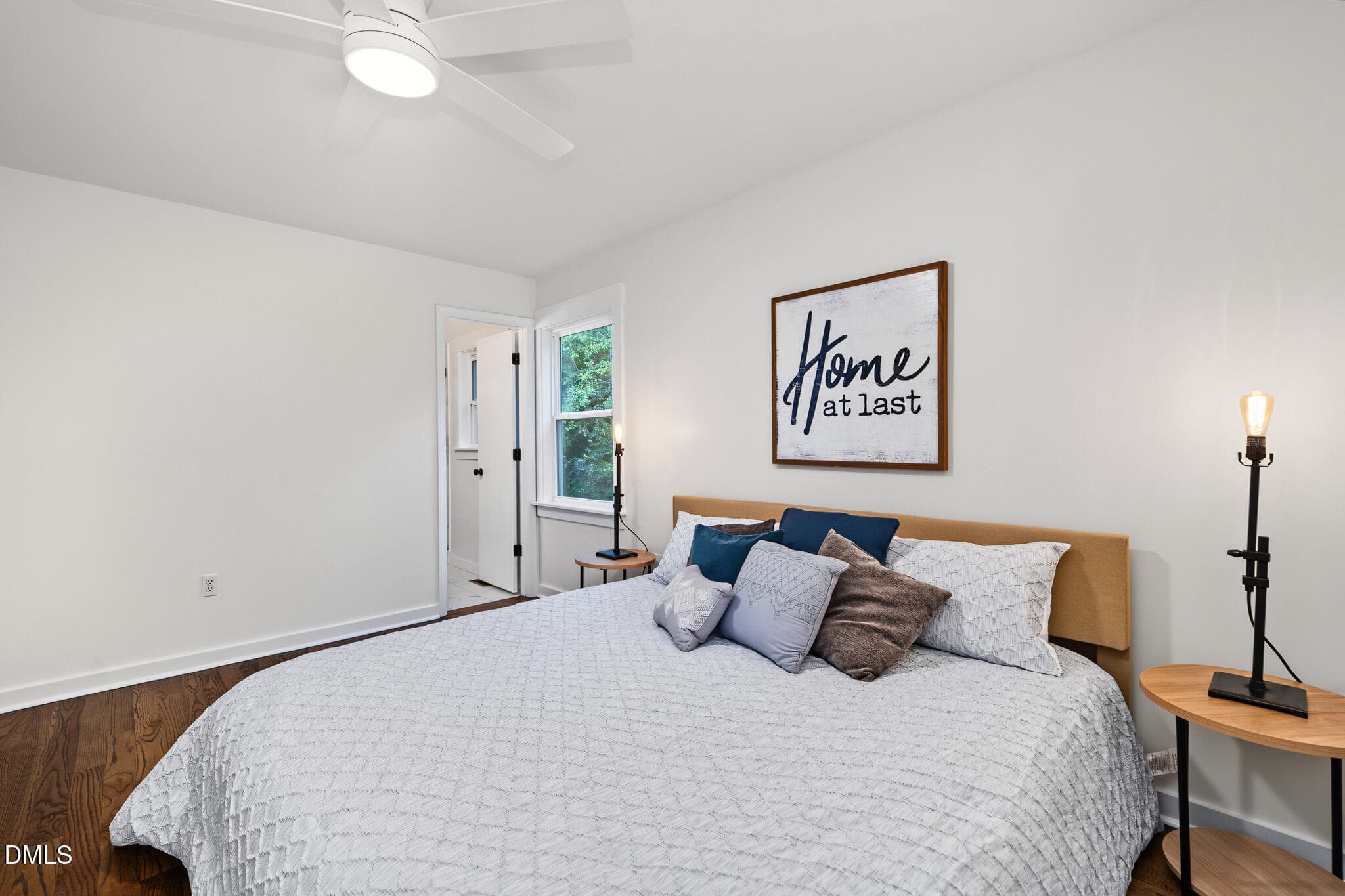 PANA2302 - 10 Winchester Court, Durham, NC 27707