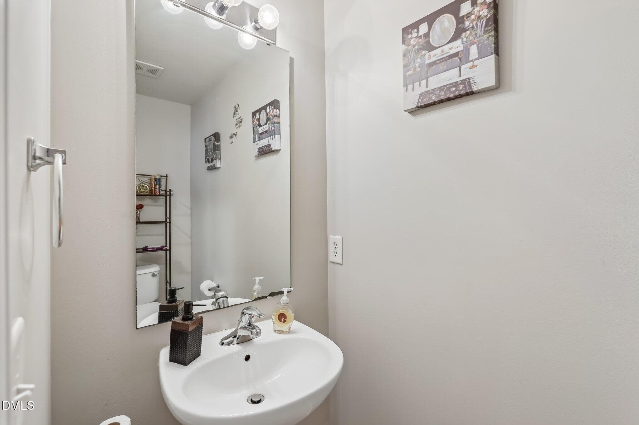 11-web-or-mls-Averette Field Dr-S2509-01 - 7816 Averette Field Drive, Raleigh, NC 27616