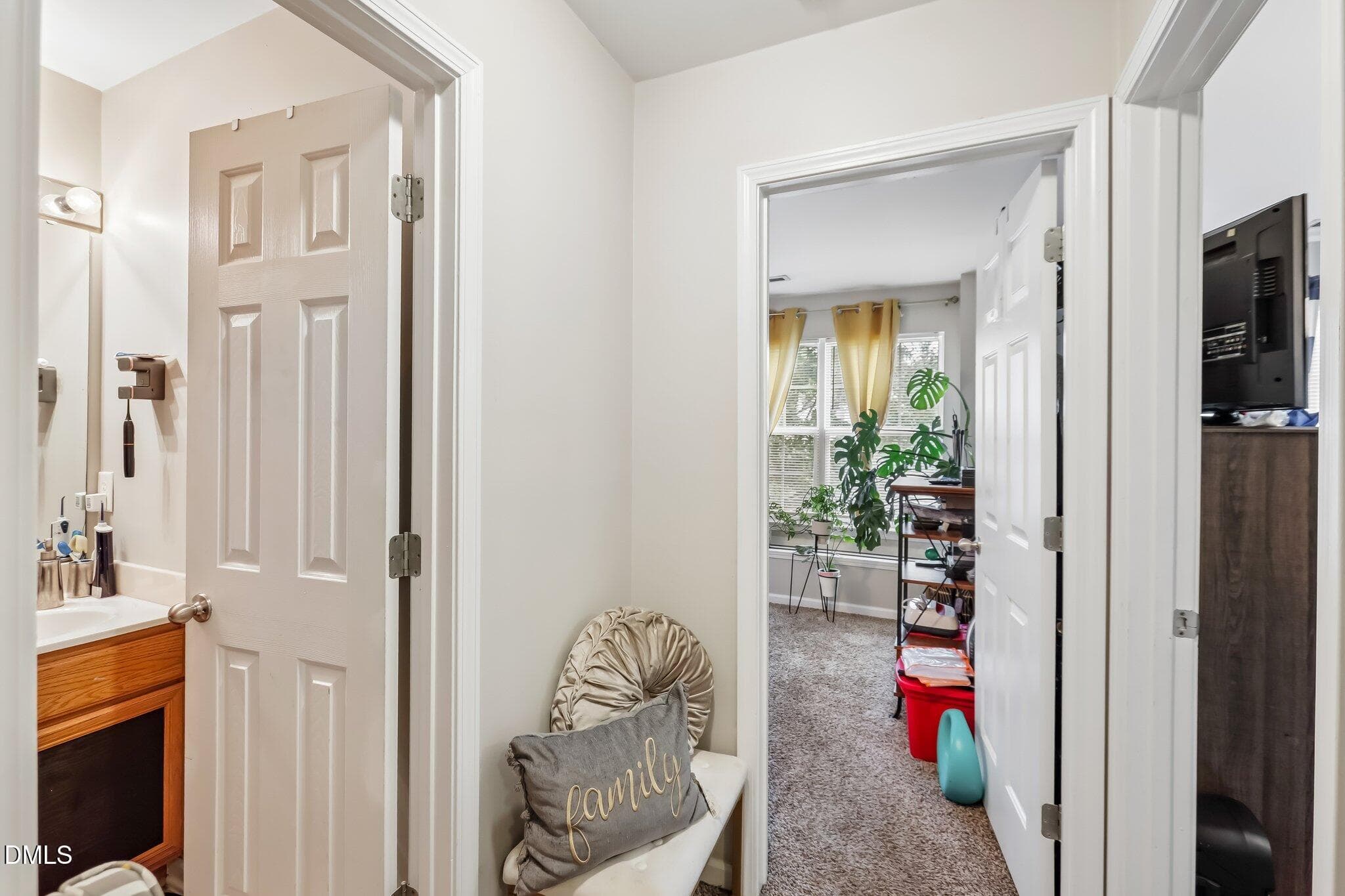 12-web-or-mls-Averette Field Dr-S2509-01 - 7816 Averette Field Drive, Raleigh, NC 27616