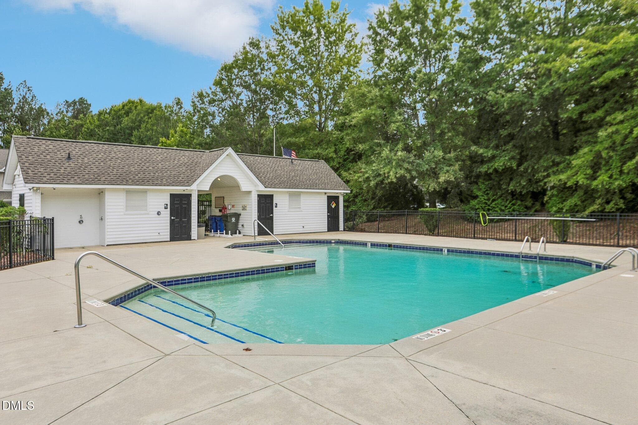 28-web-or-mls-Averette Field Dr-2509-902 - 7816 Averette Field Drive, Raleigh, NC 27616