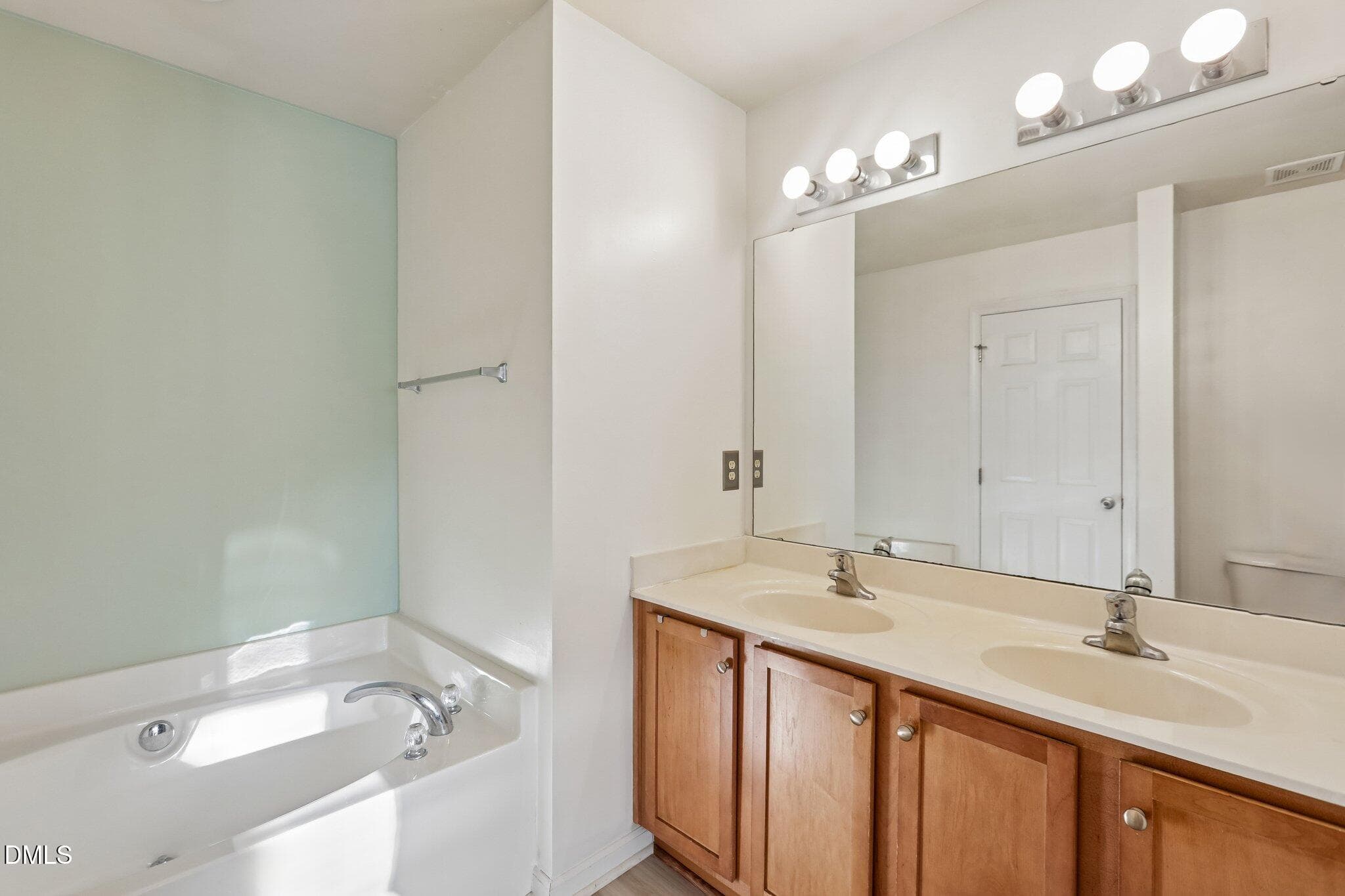 20-web-or-mls-Snowmass Way-S1809-020 - 1629 Snow Mass Way, Durham, NC 27713