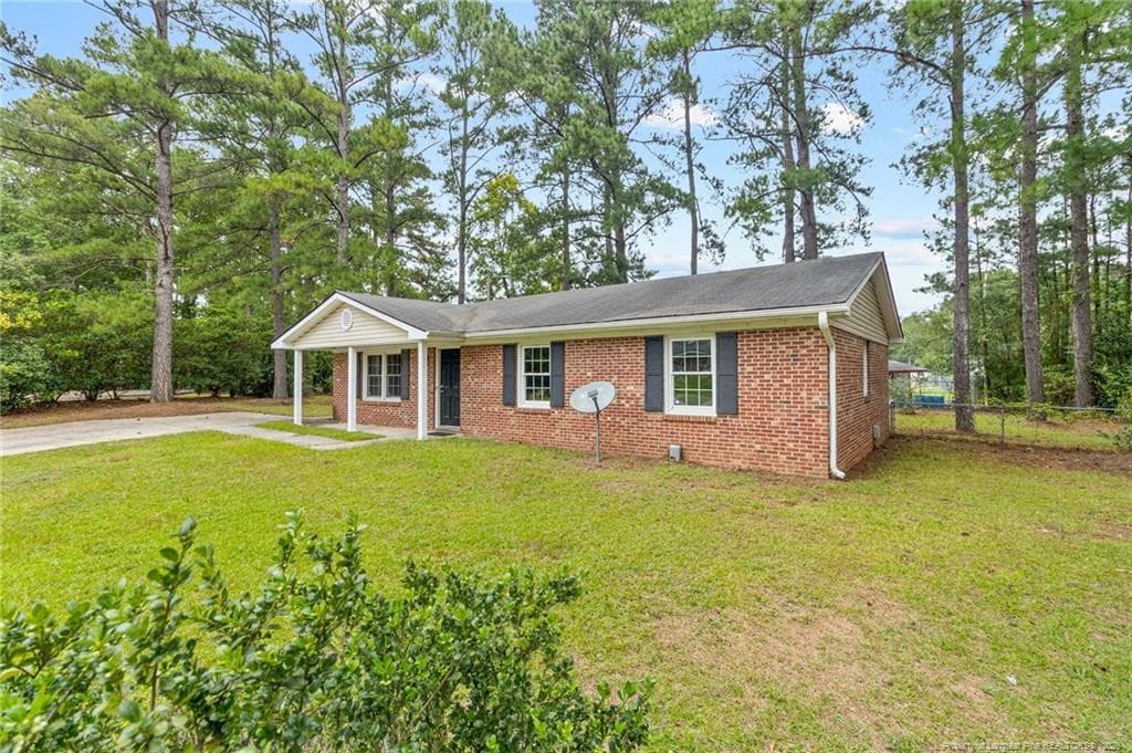 Photo 3 - 3304 Rhodhiss Court, Fayetteville, NC 28311