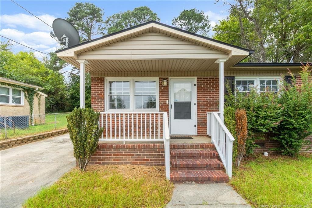 Photo 3 - 1046 Rulnick Street, Fayetteville, NC 28304