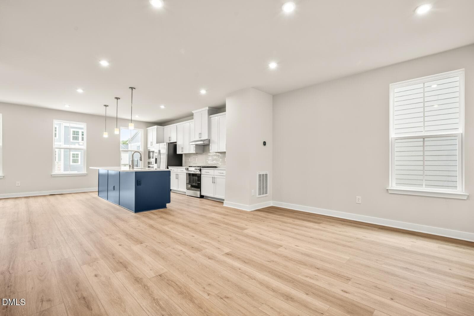 Living Room & Kitchen - 2342 Stevens Pass Station, Apex, NC 27502