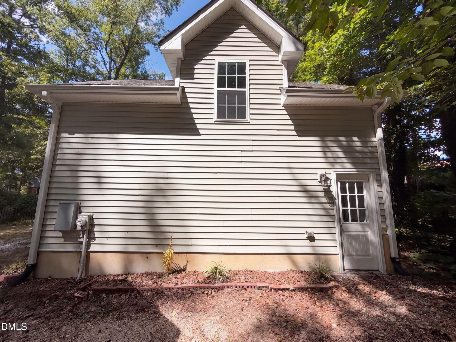 listing_30 - 1900 Cedar Court, Clayton, NC 27520